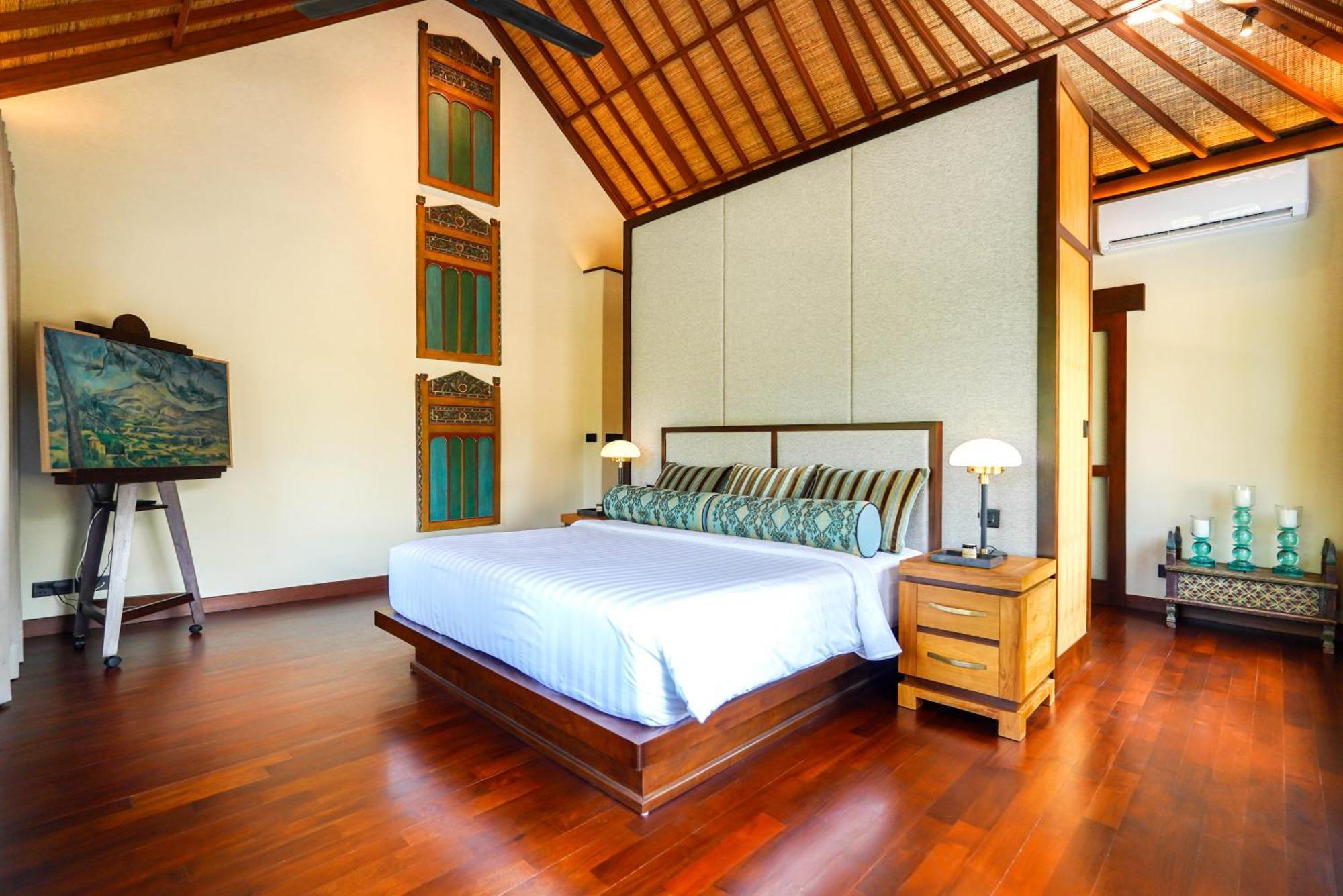The Ubari Bali - Luxury Riverside Escape Villa *