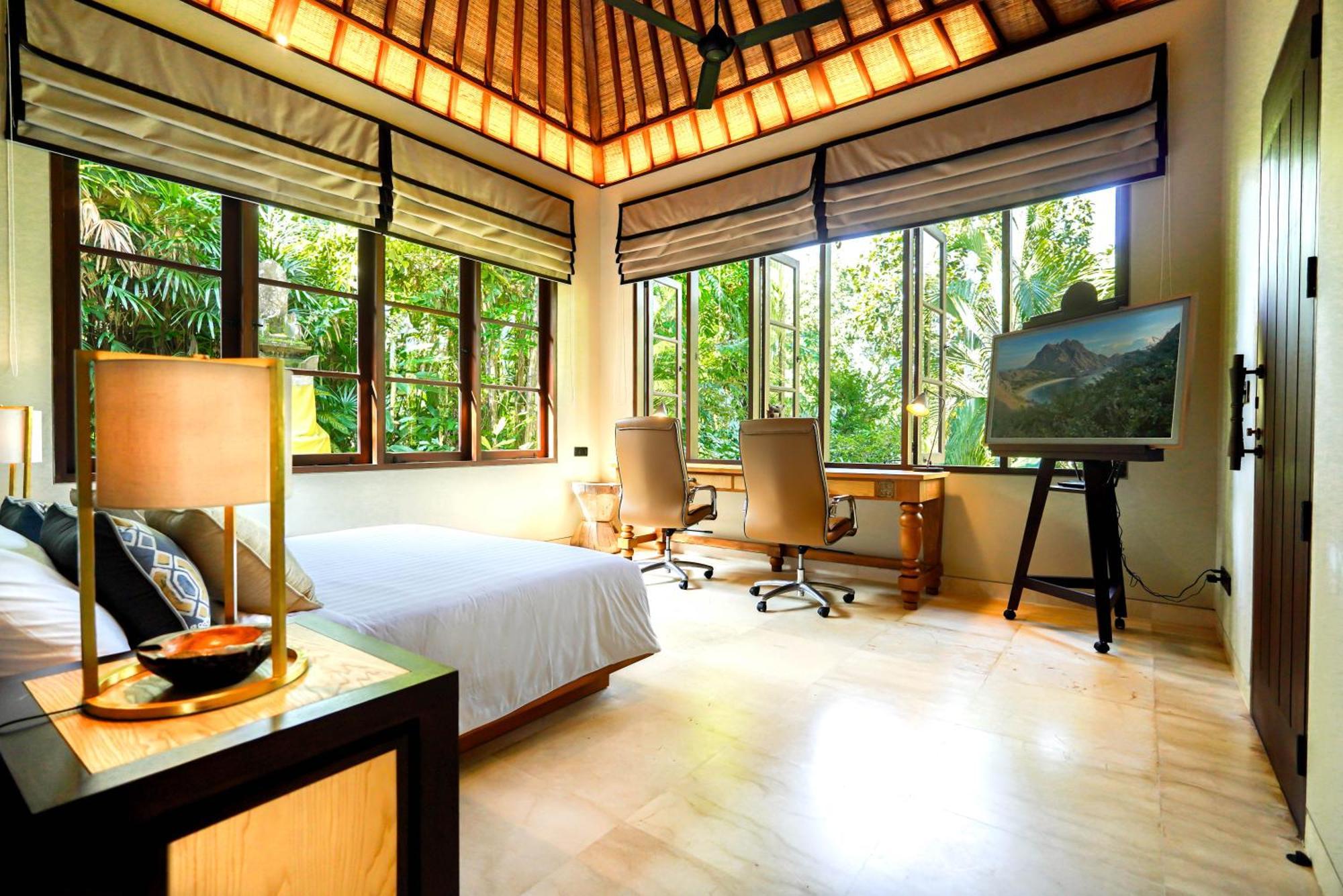 The Ubari Bali - Luxury Riverside Escape Villa