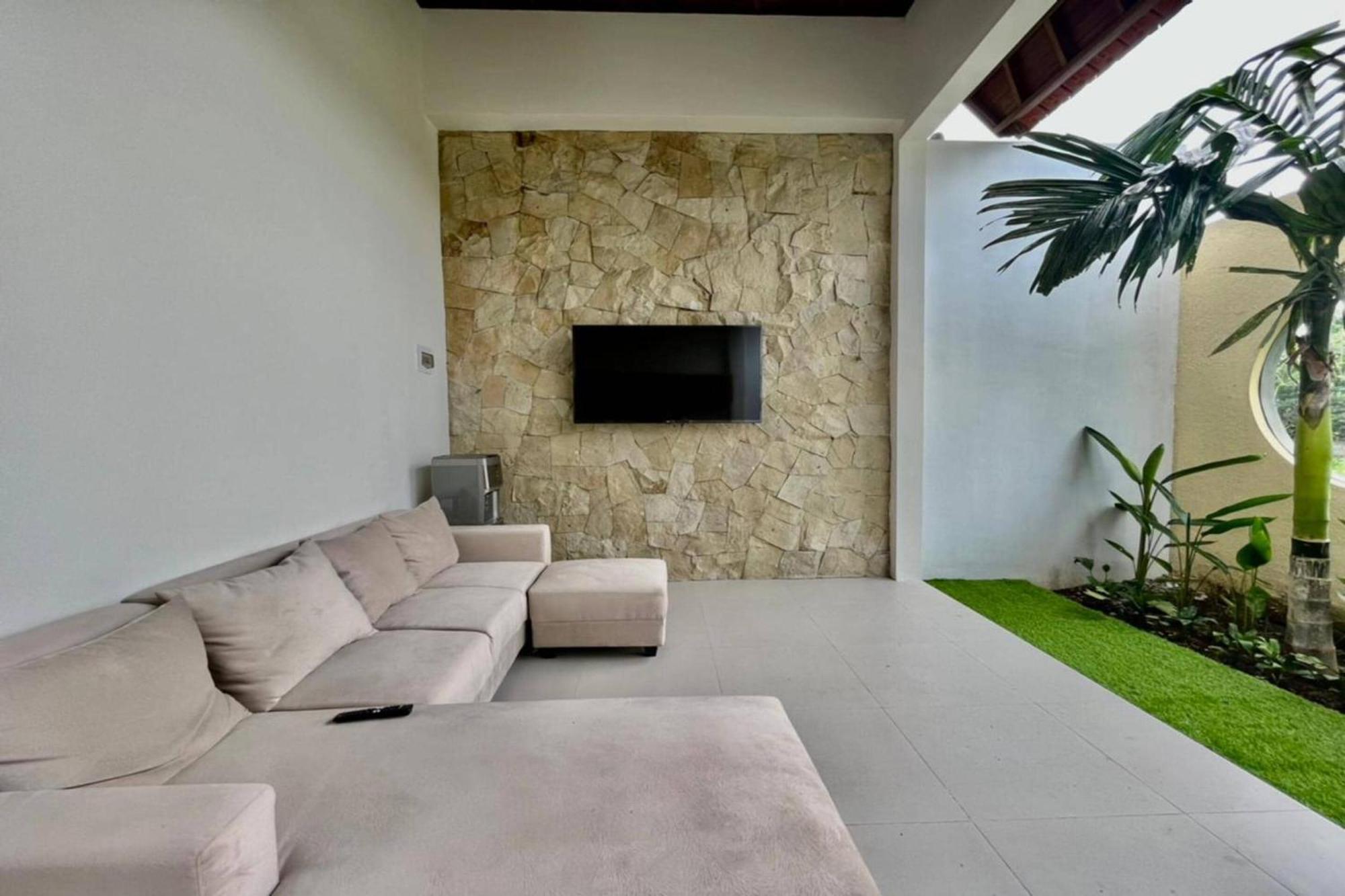 Belvilla Tirta Sari Villa *