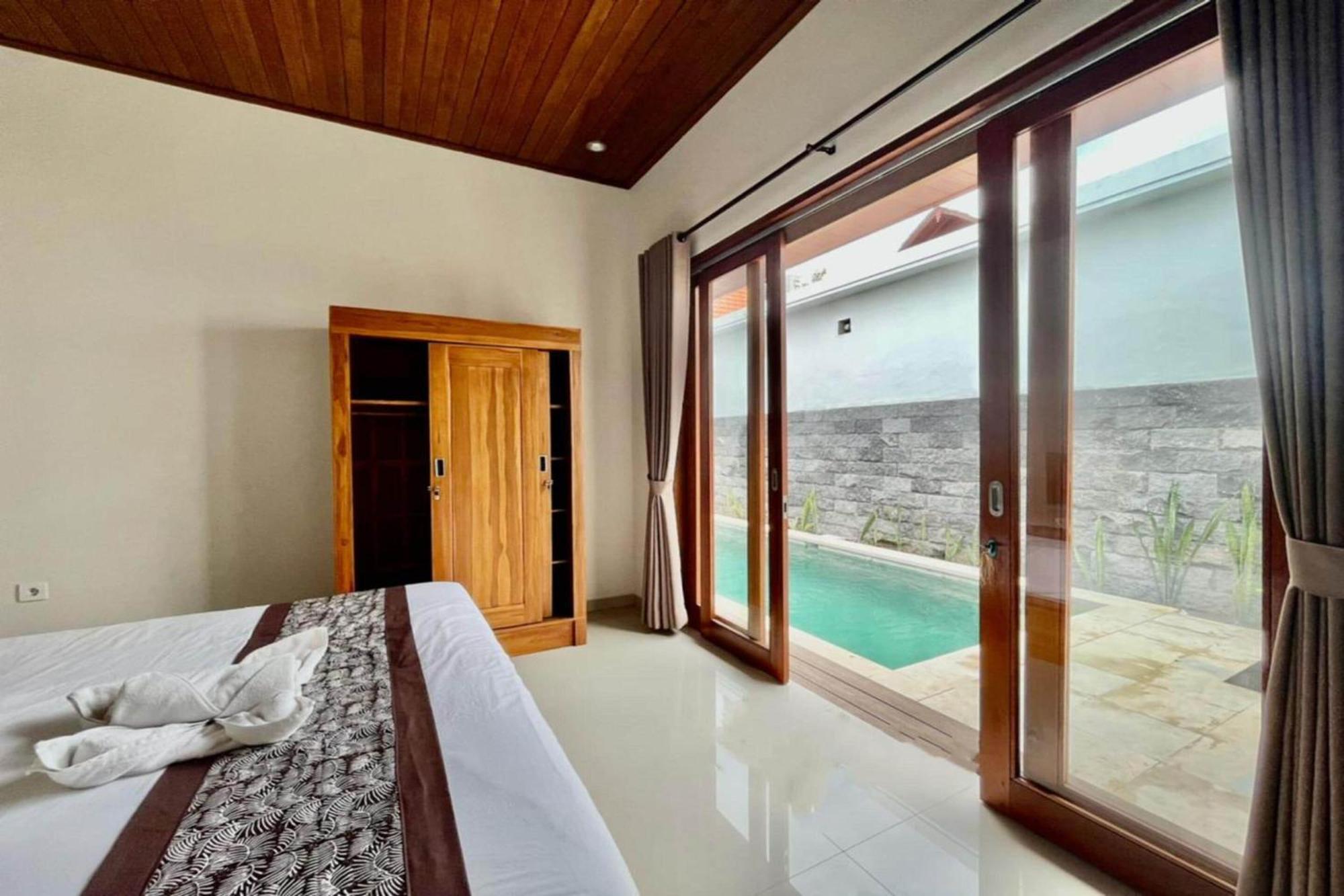 Villa Belvilla Tirta Sari *