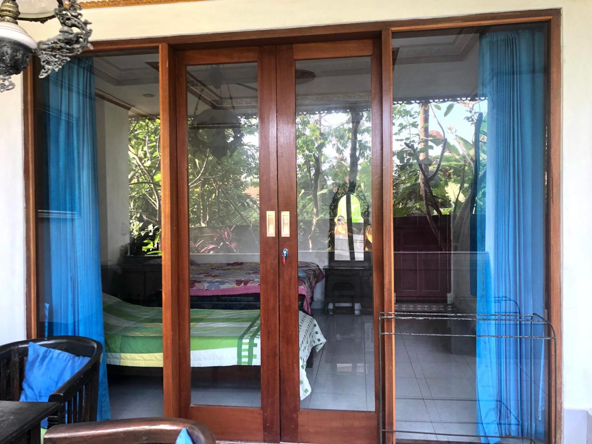 Kabera Homestay *