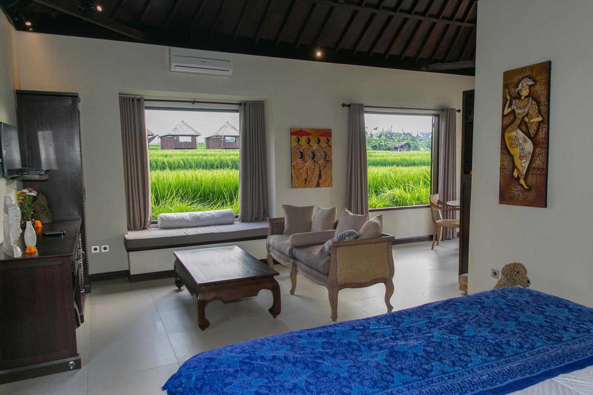 Bahay bakasyunan Solo & Retreat *