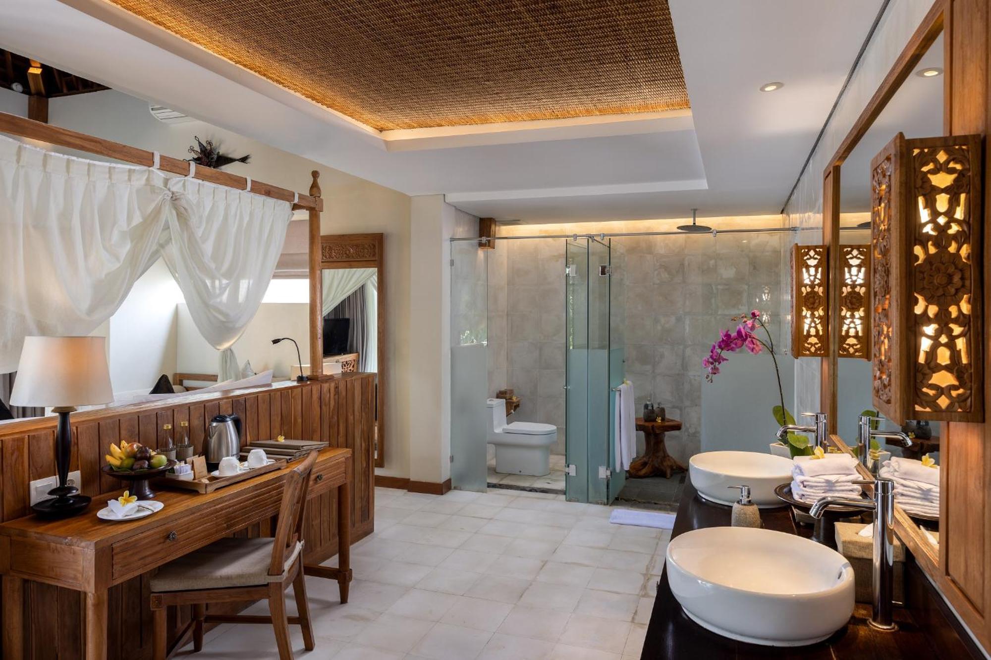 The Sankara And By Pramana 4*