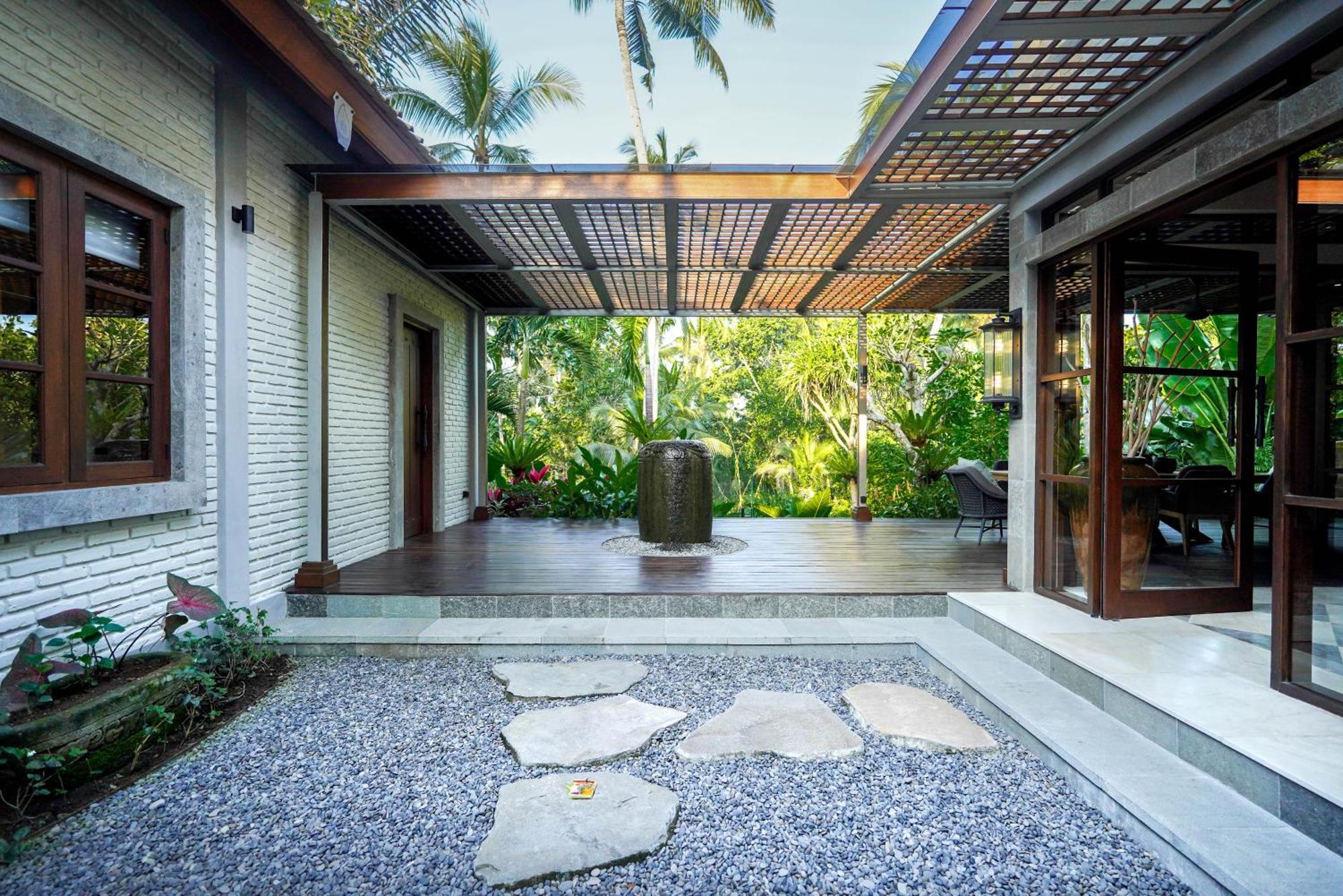Villa The Ubari Bali - Luxury Riverside Escape *