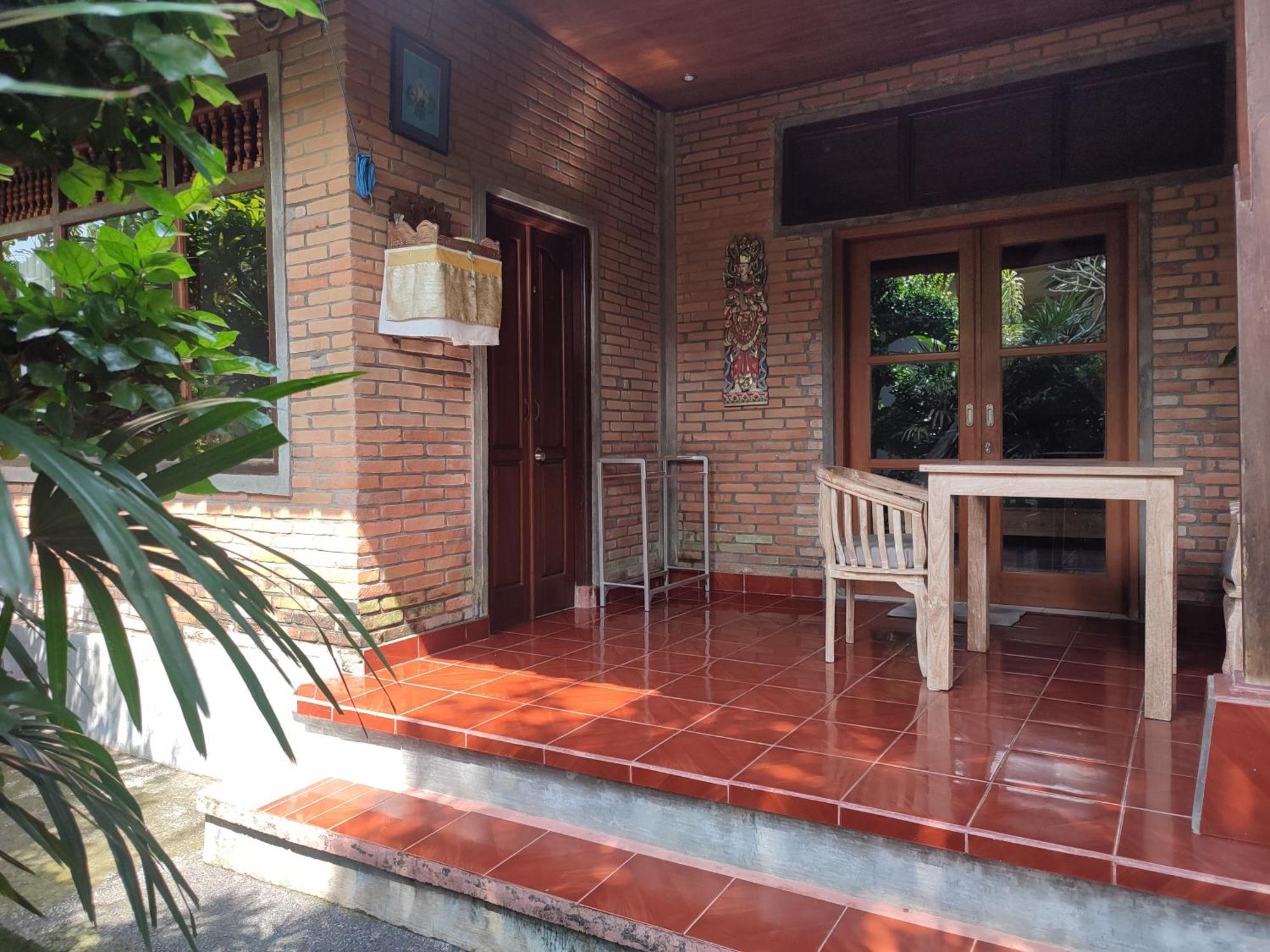 Bhuana Shanti Homestay *