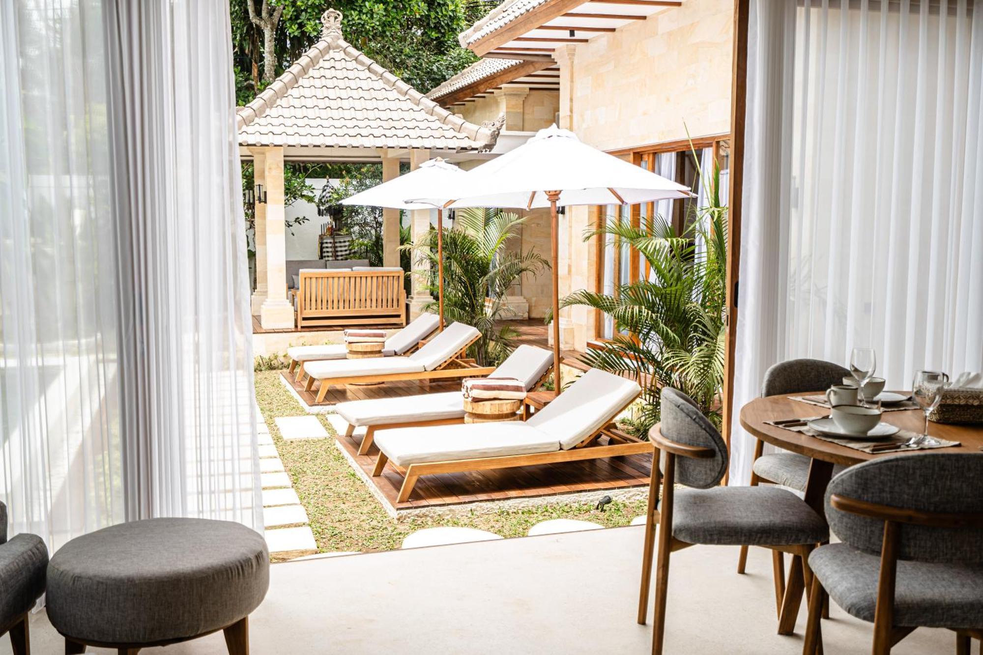Villa Capella By Dh *