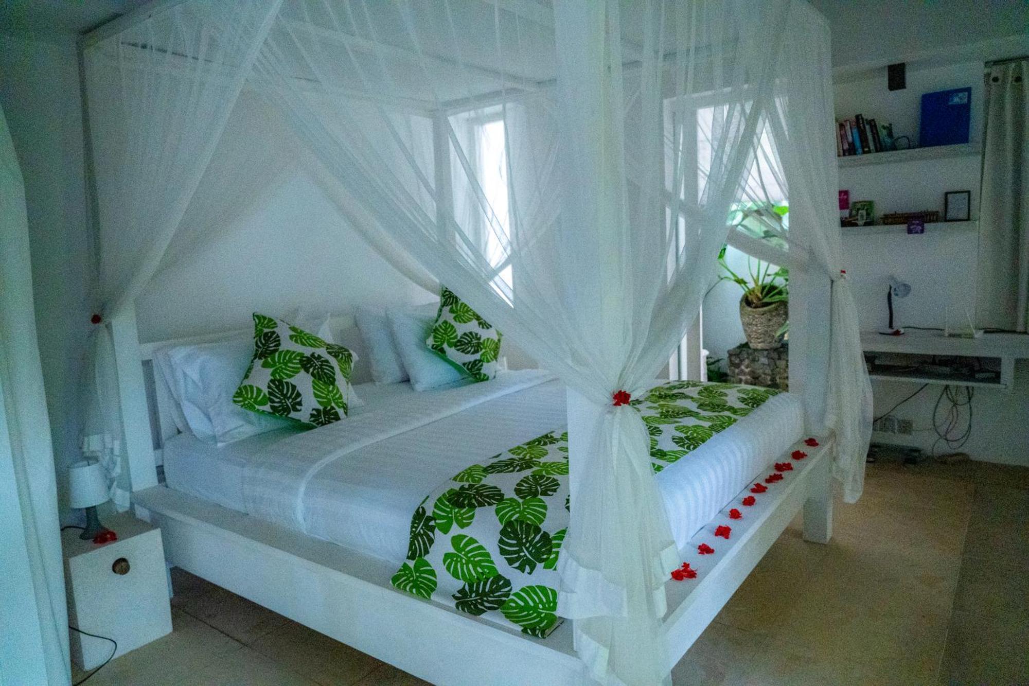 Flower Moon Lovely Hideaway In Heart Of Villa *