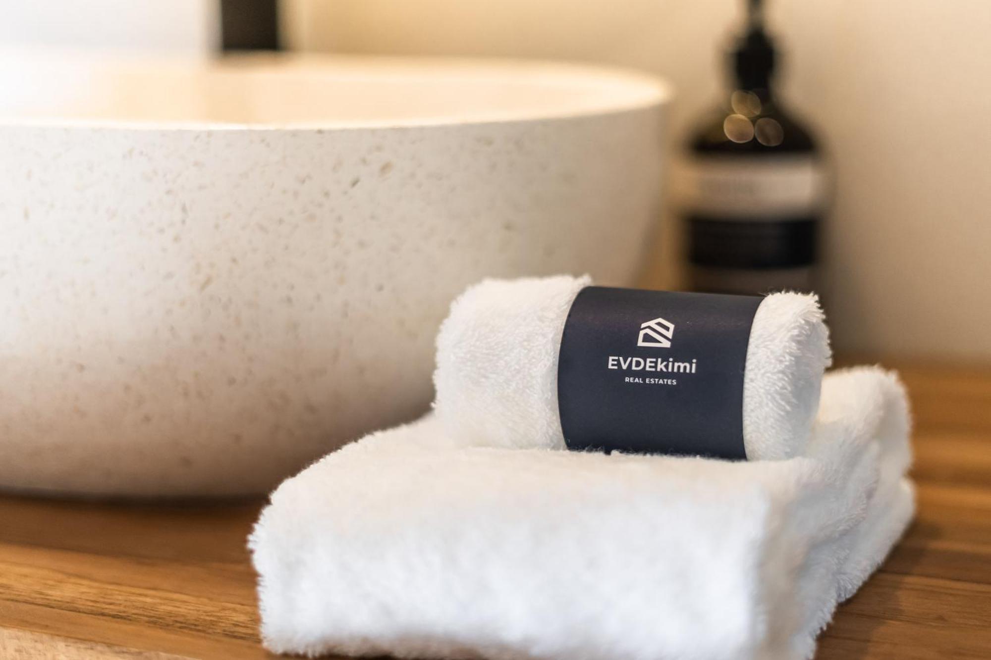 Sarang Apartments By Evdekimi - Rice Field Escape With Yoga Lounge, Lush Garden - Long Stay Extras