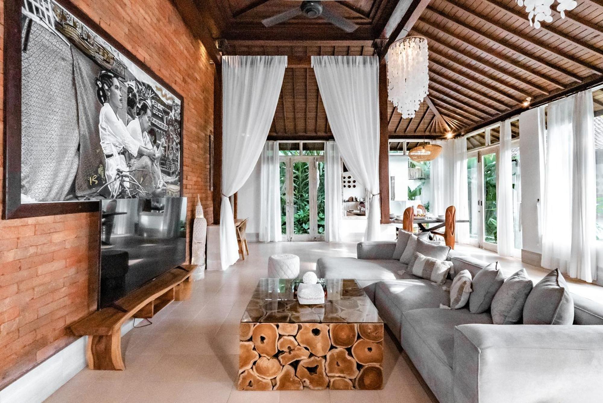 Amedee 2 Villa