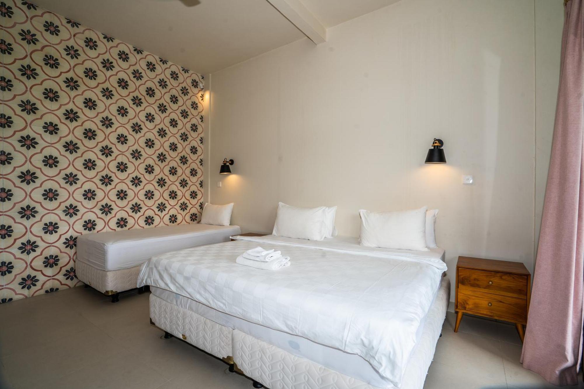 New Nirmala Hotel 5*