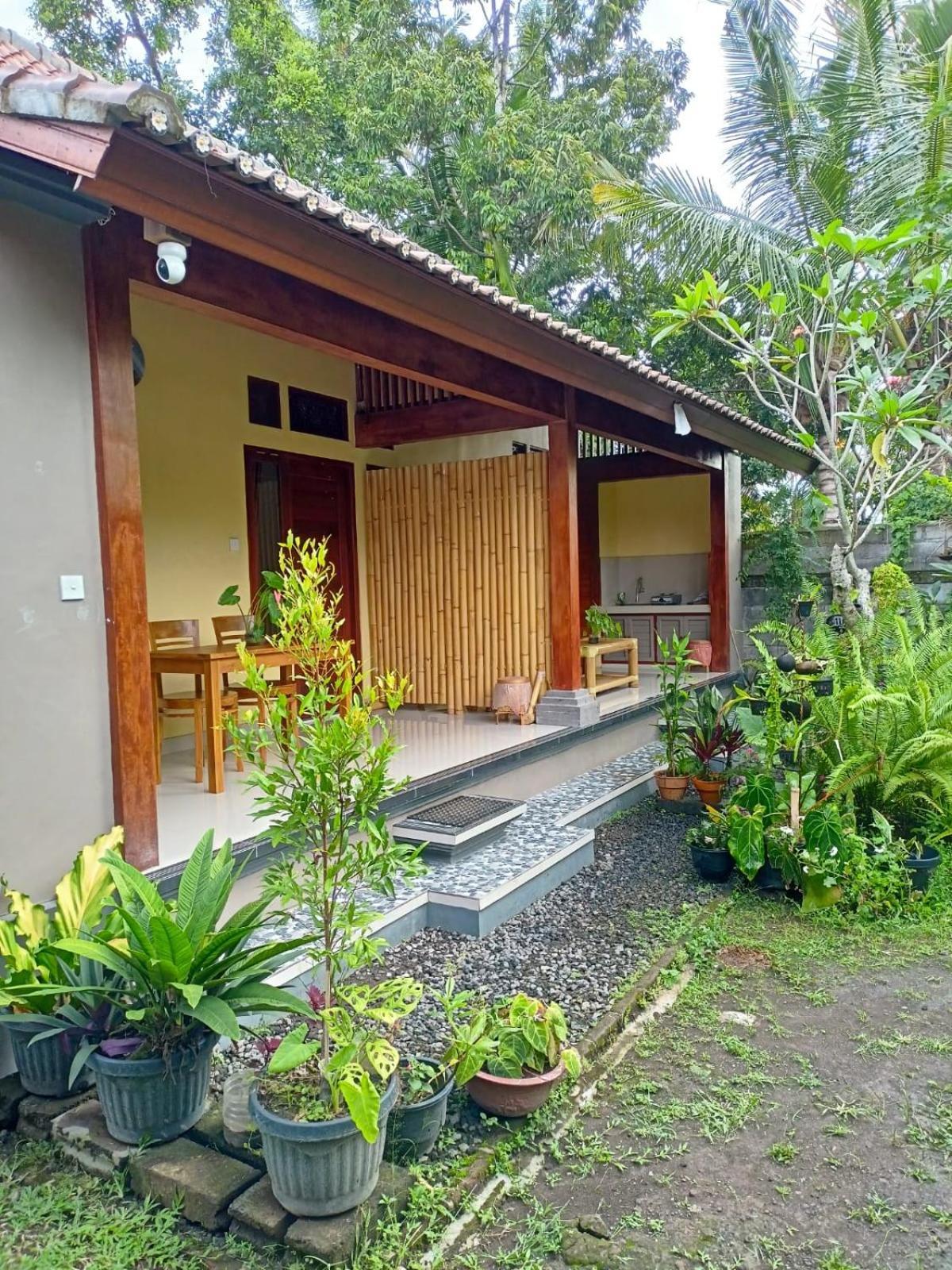 Guest house Bali Asli By Eps 3*