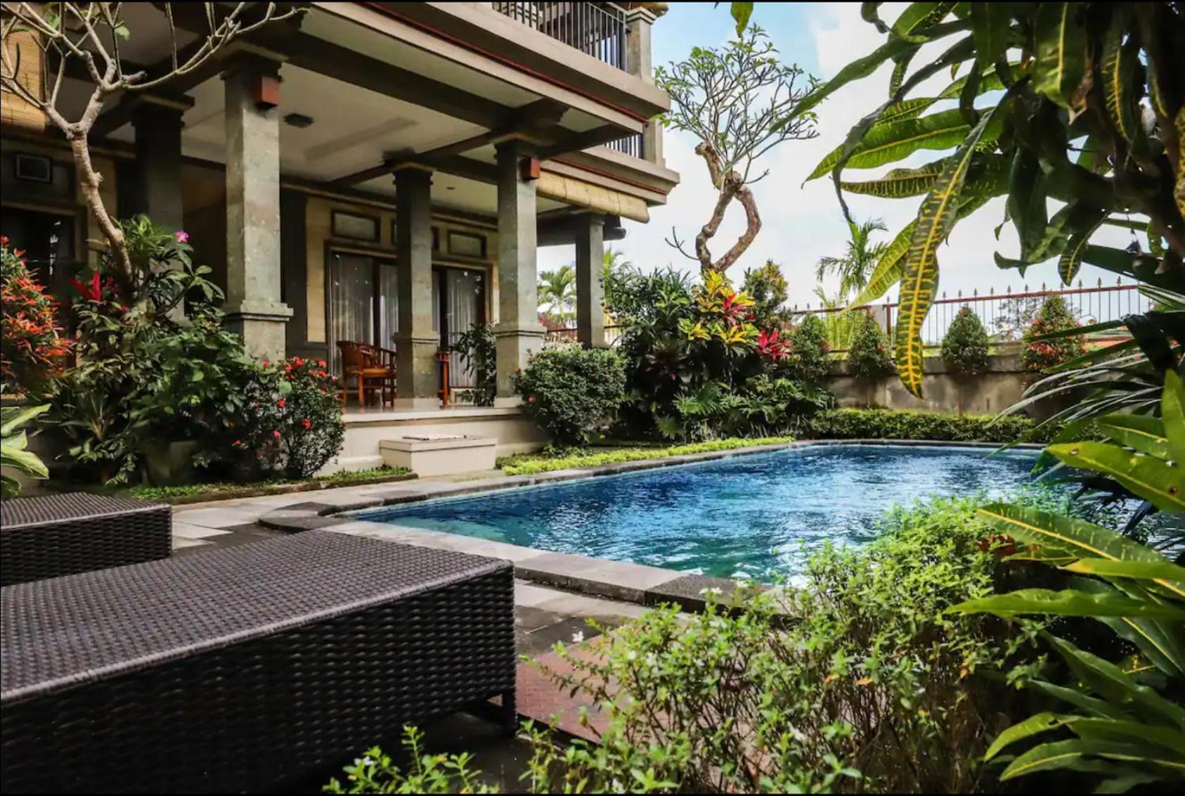 Big Stone House 4 - 6 Min Center And 500m Parq Guest house