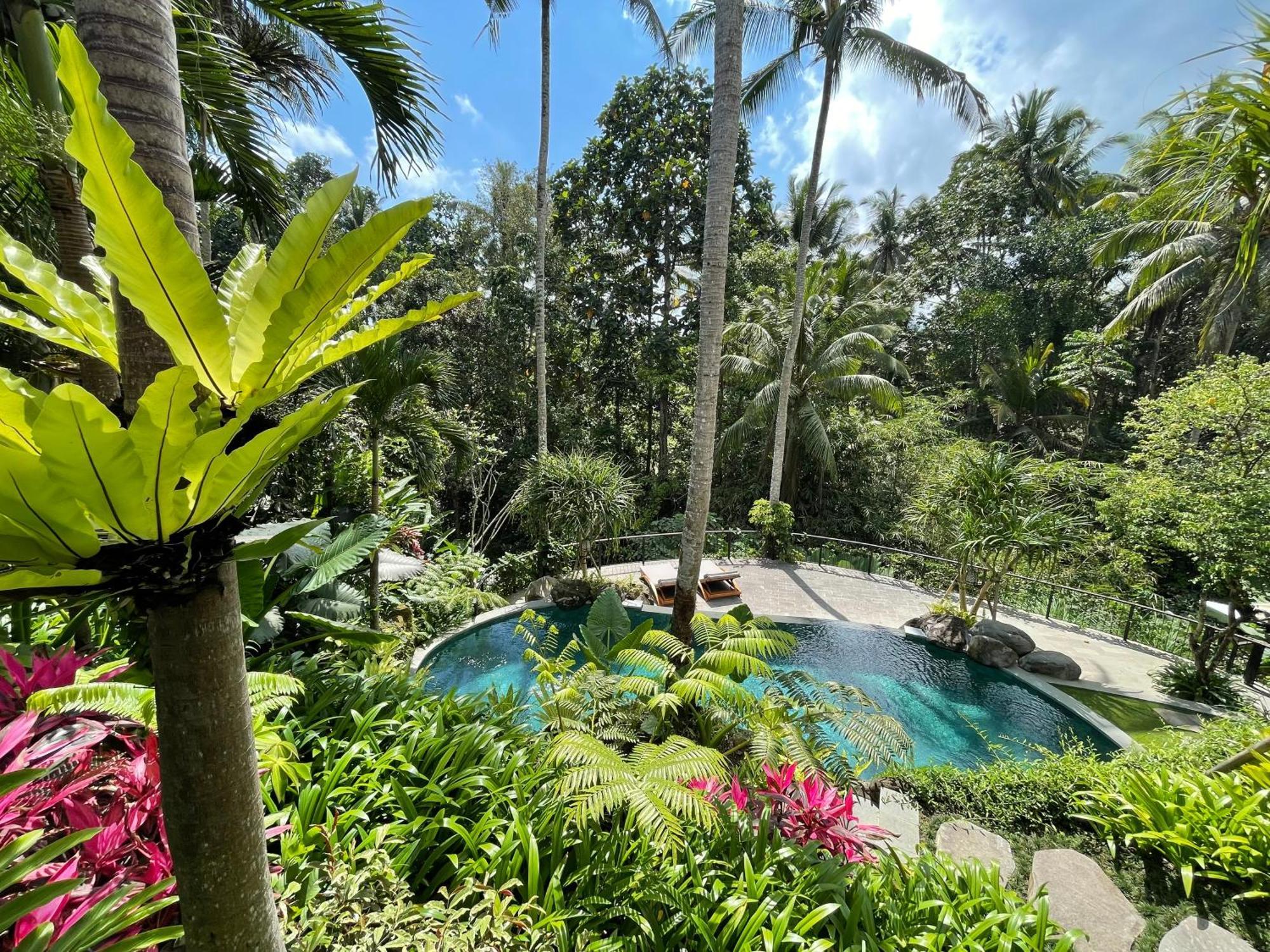 Villa The Ubari Bali - Luxury Riverside Escape *