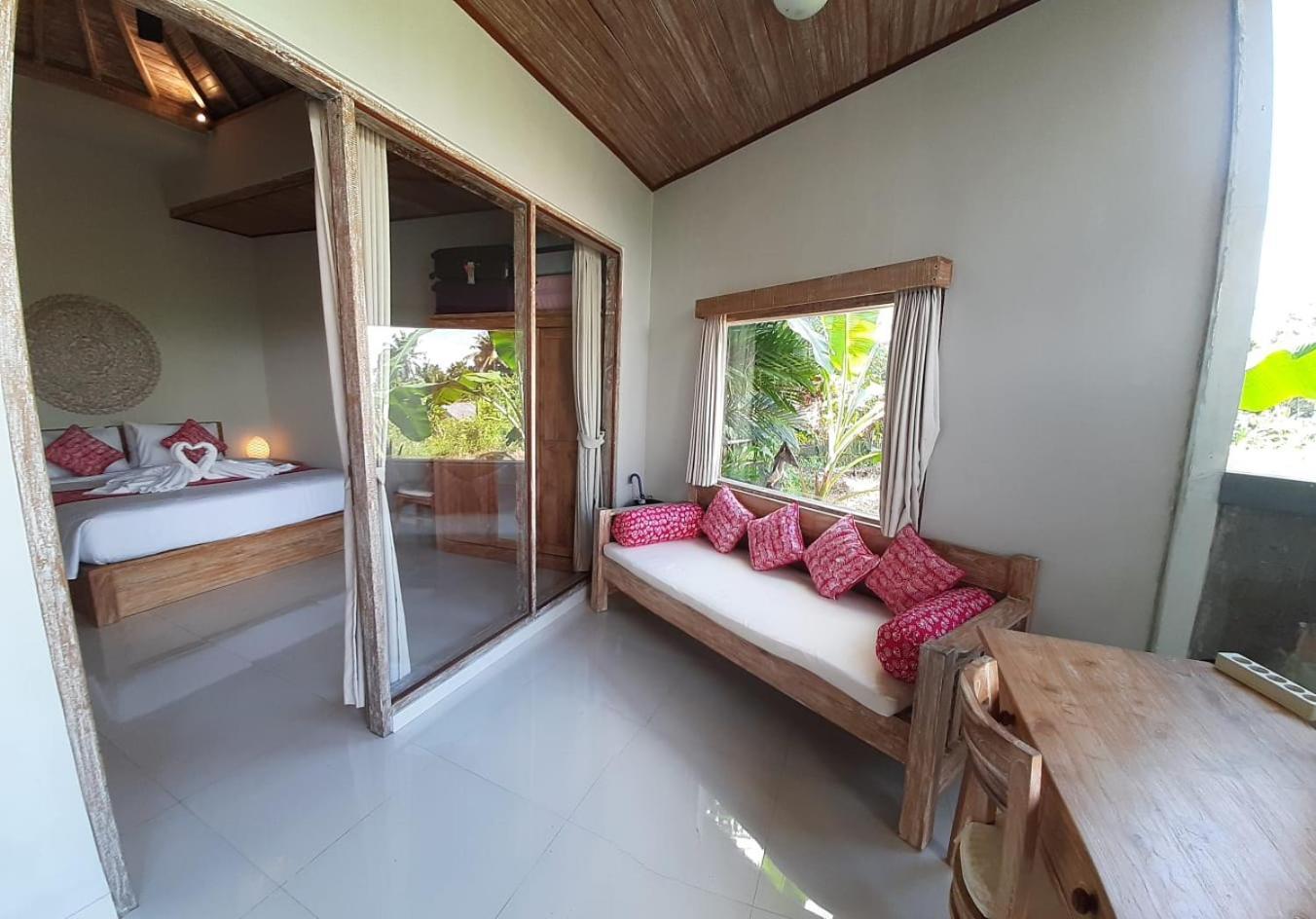 Mb Ubud (Bali)