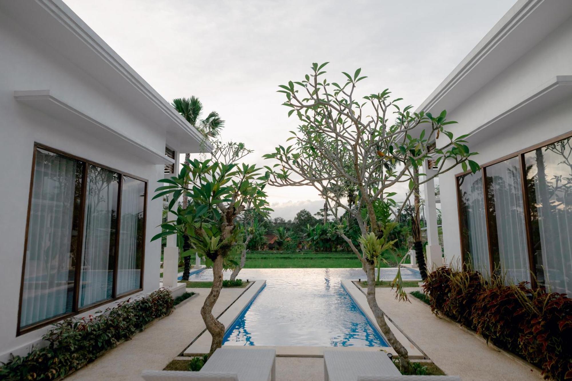 Namika Bed & Breakfast *
