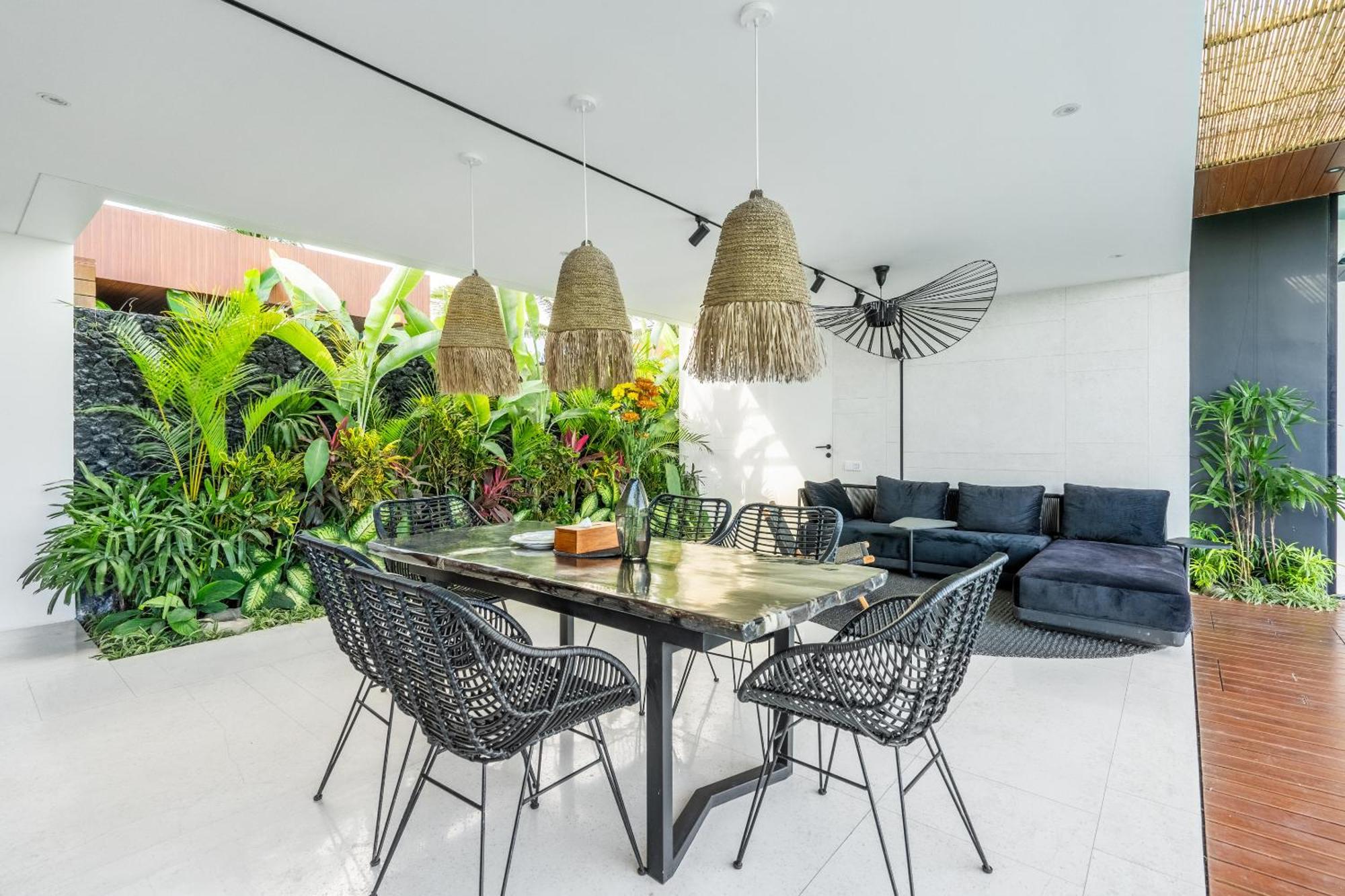 Flow I Villa Ubud