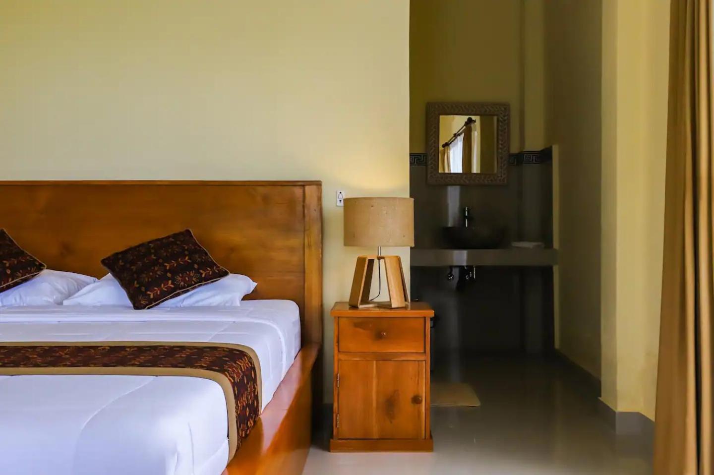 Guest house Big Stone House 8 - 6 Min Center And 500m Parq Ubud (Bali)