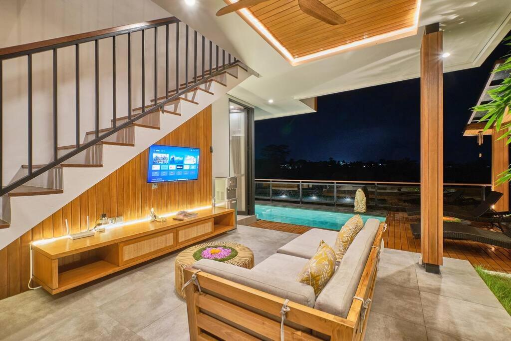 New! 2br Japanese Tropical Style In *