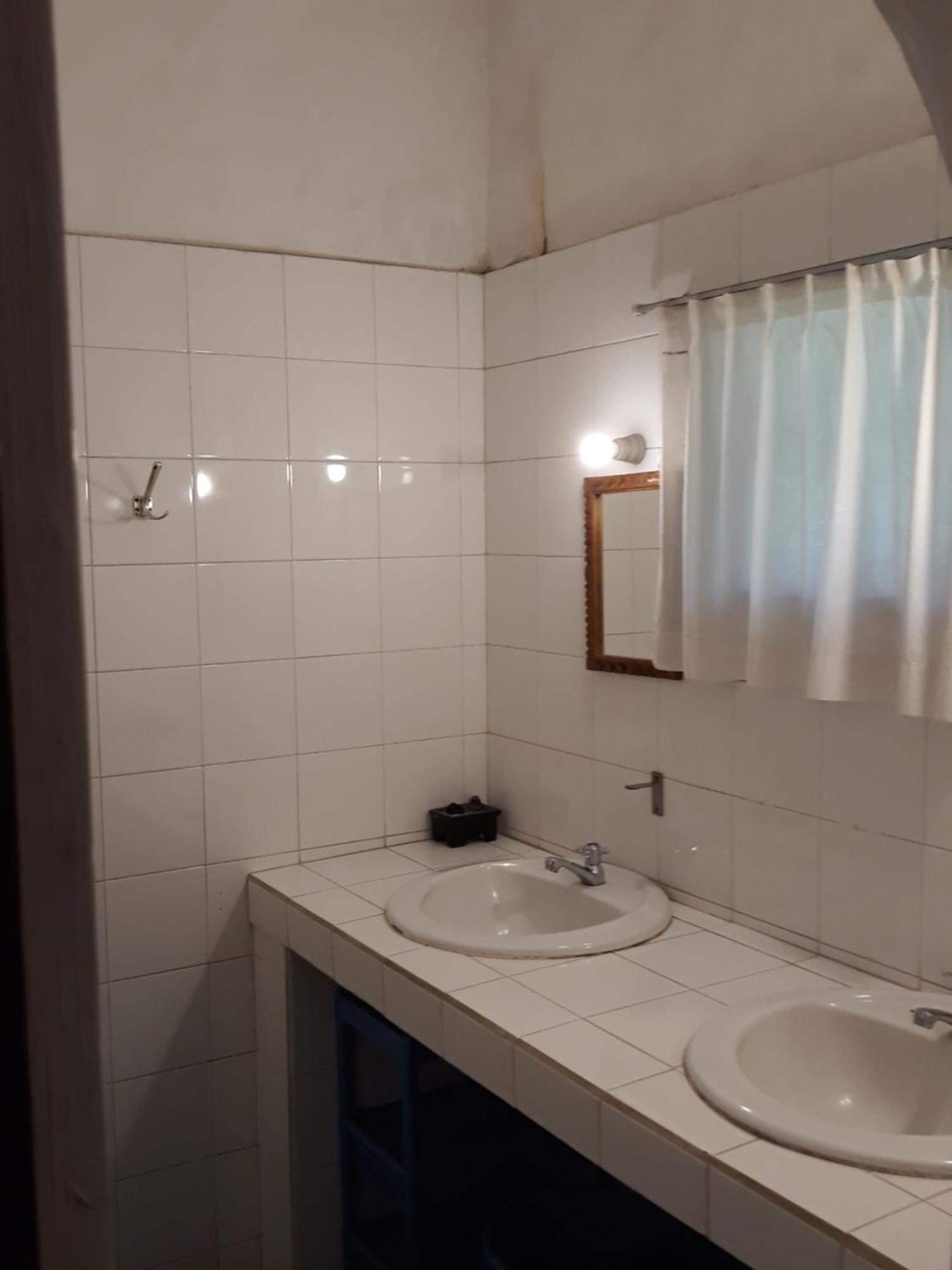Frannies Guest house *