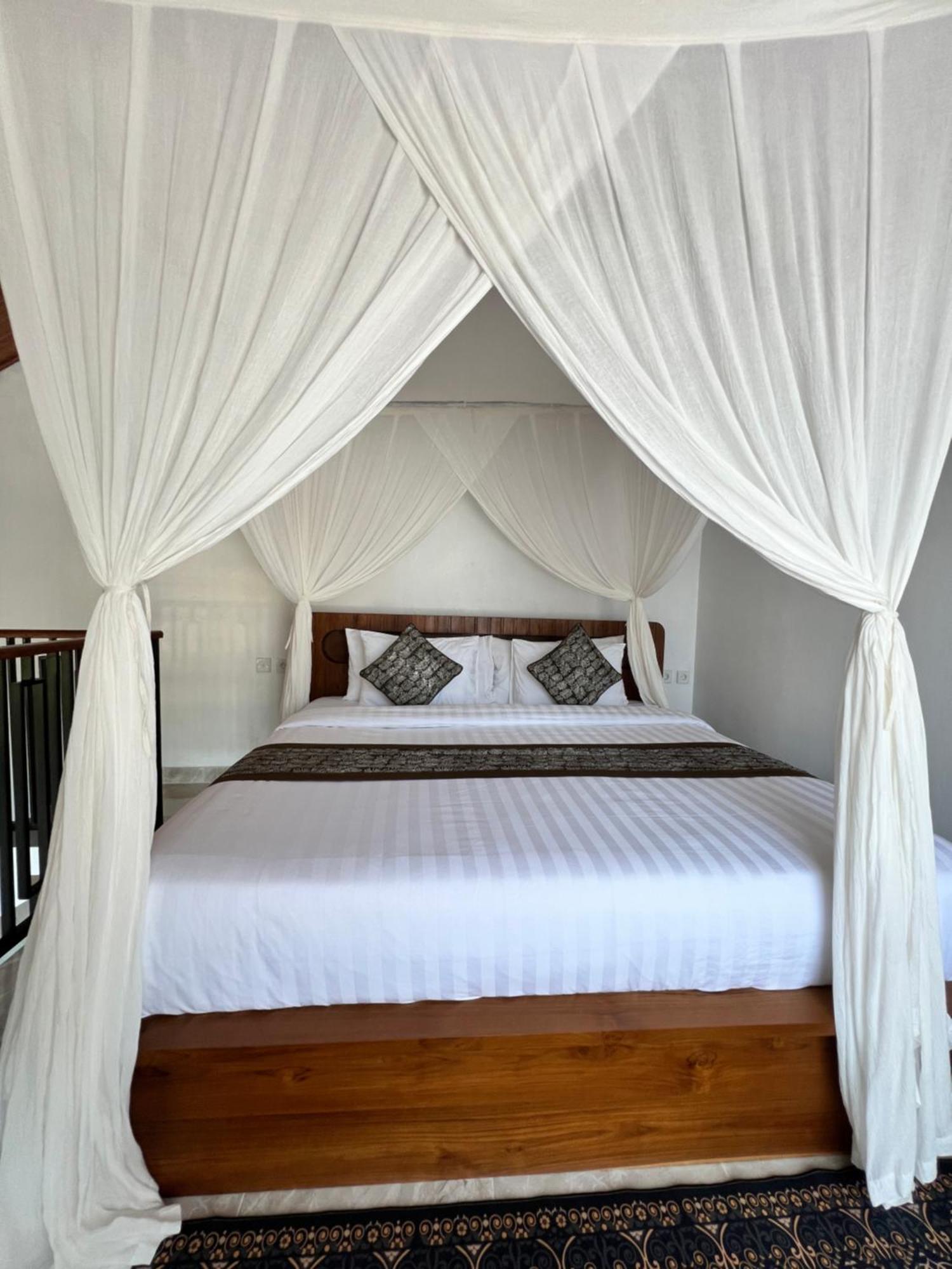 Suarga Mesari Private Pool Villa *