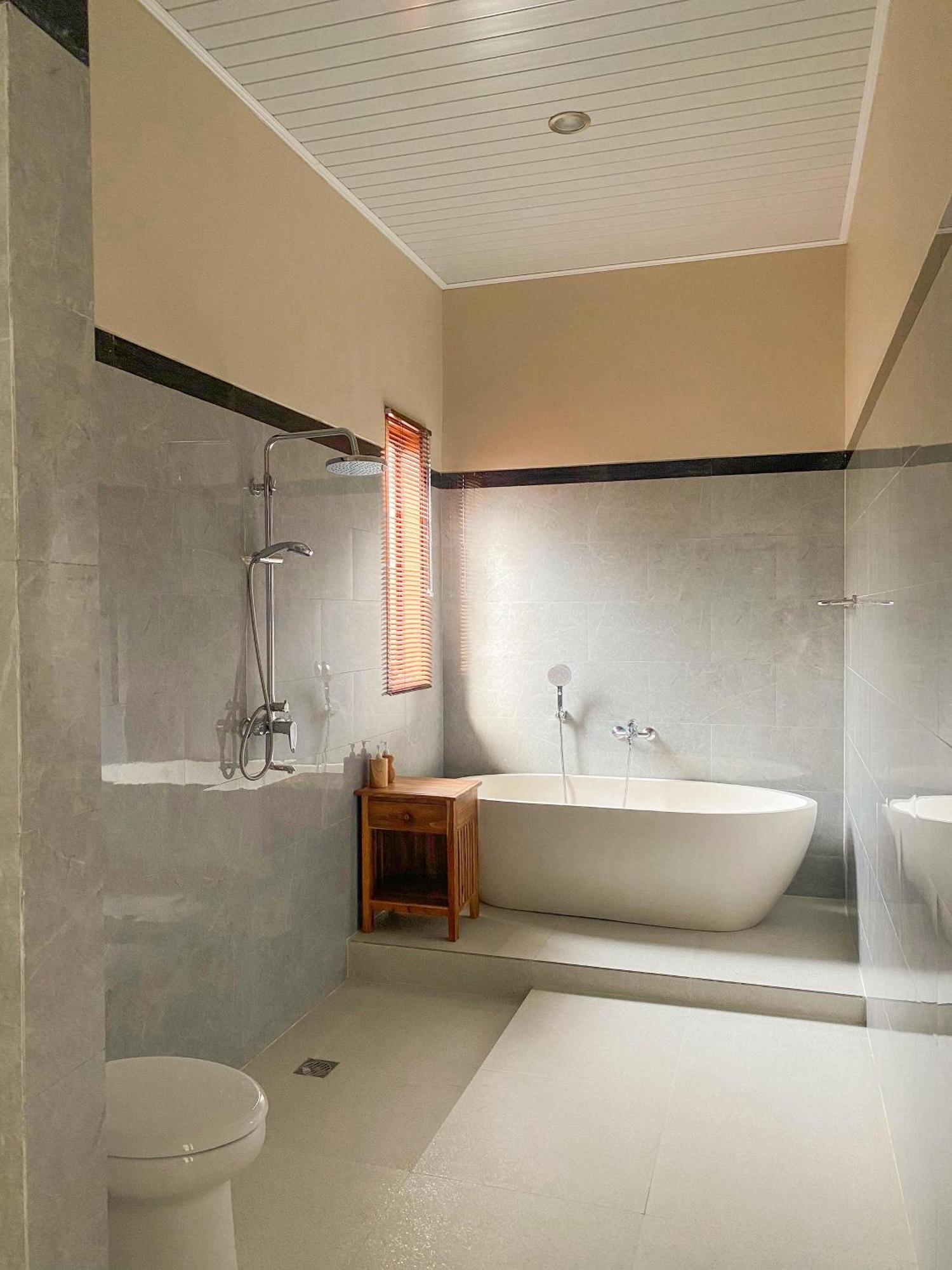 Obah 2 Bedroom Brand New Private Ubud (Bali)