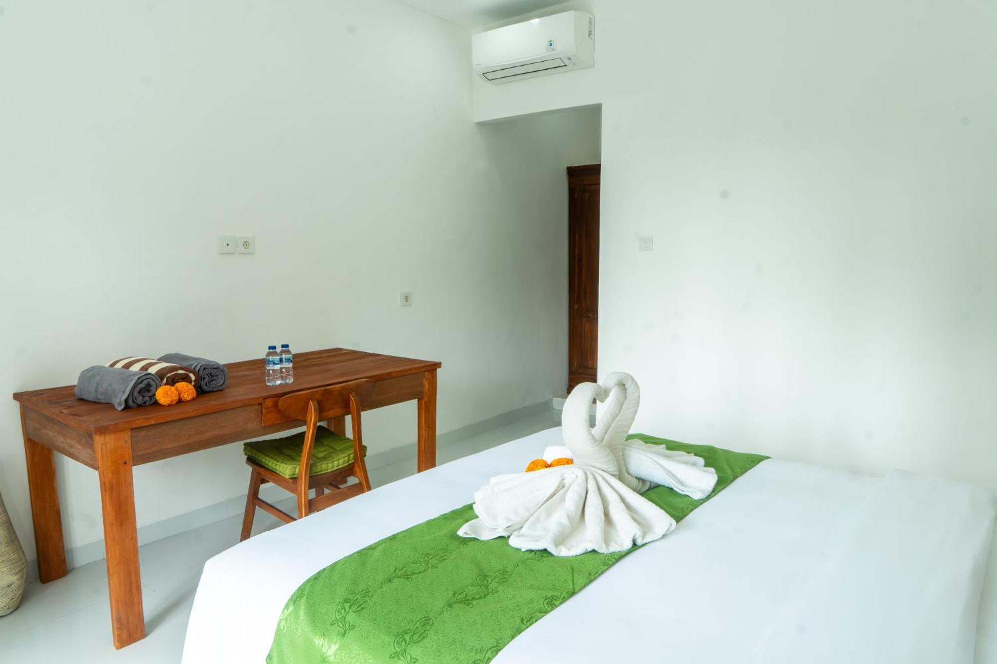 Artha Kusuma Holiday home *