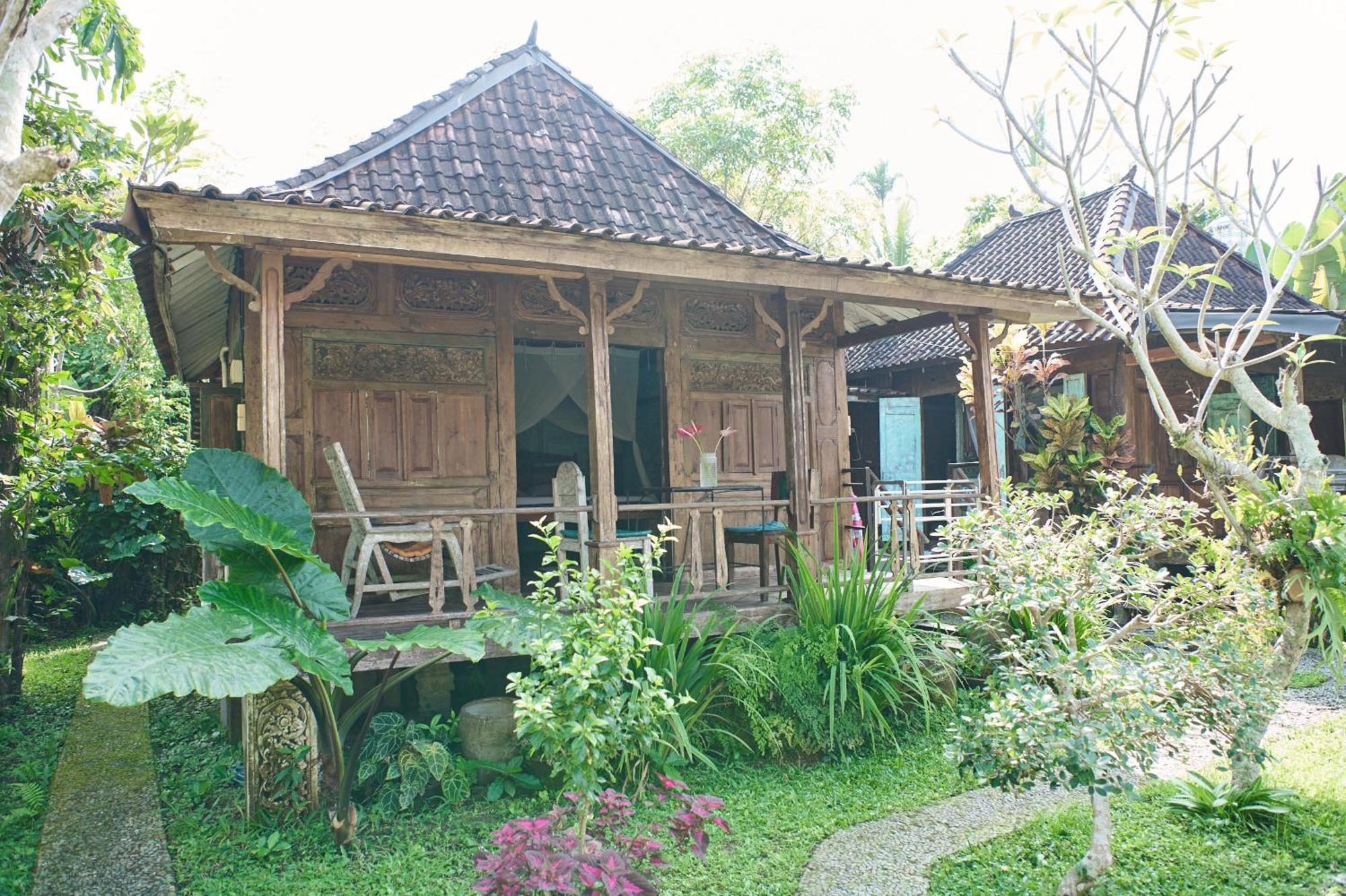 Lembah Sentosa Pensão