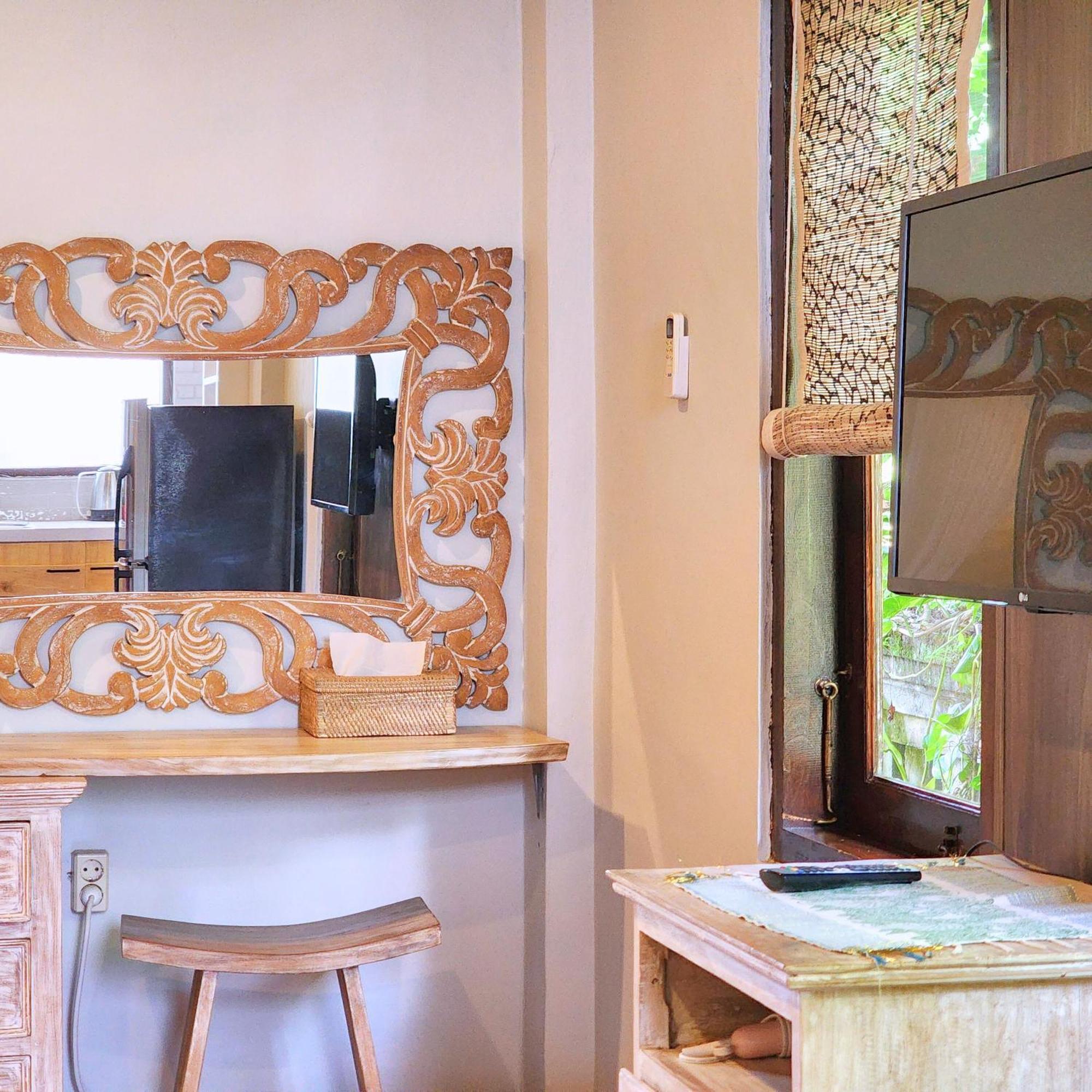 Danaya'S Cottage And Studio