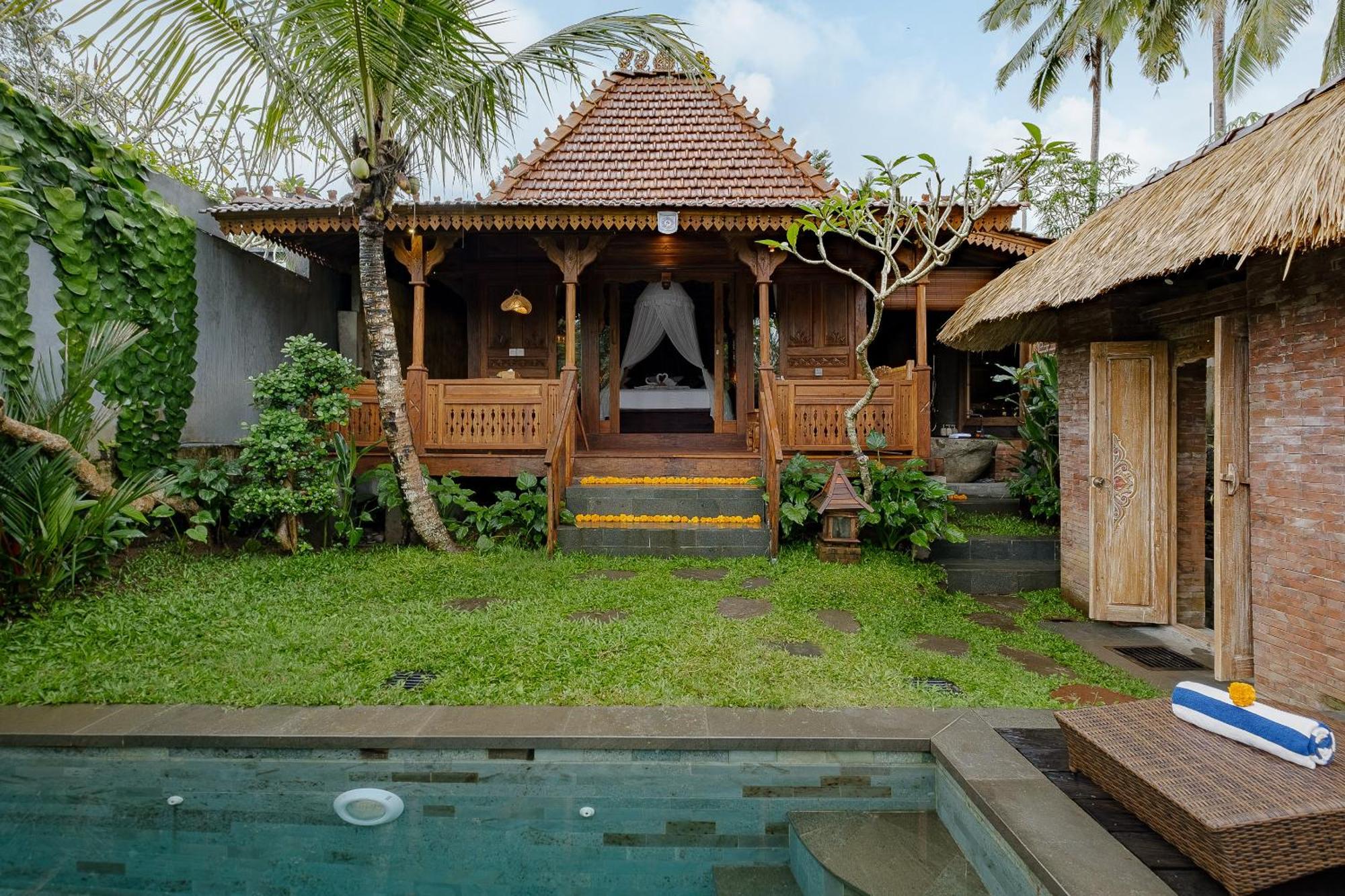 Bubu Mesari Villa *