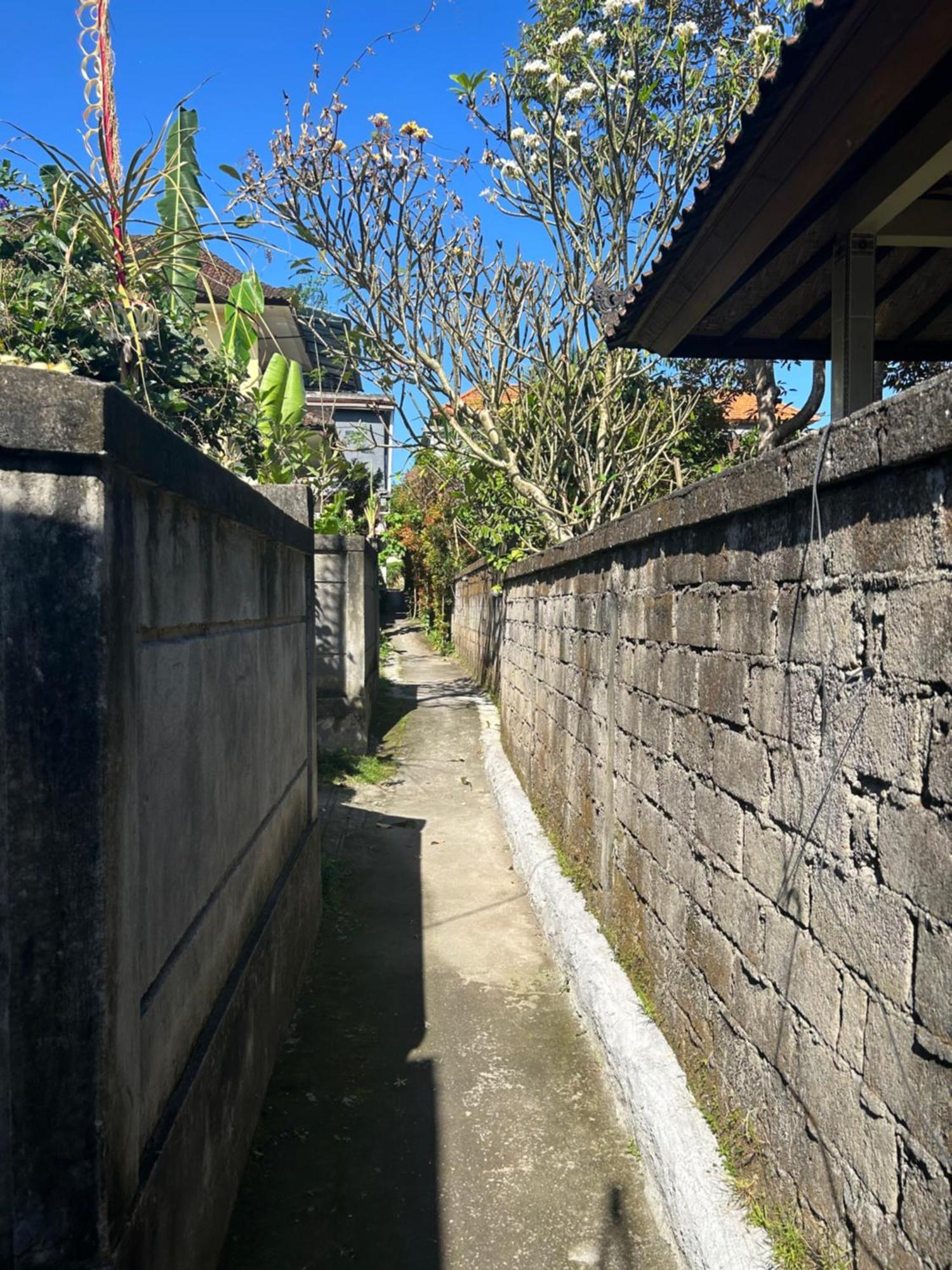 White Sandat Guest house