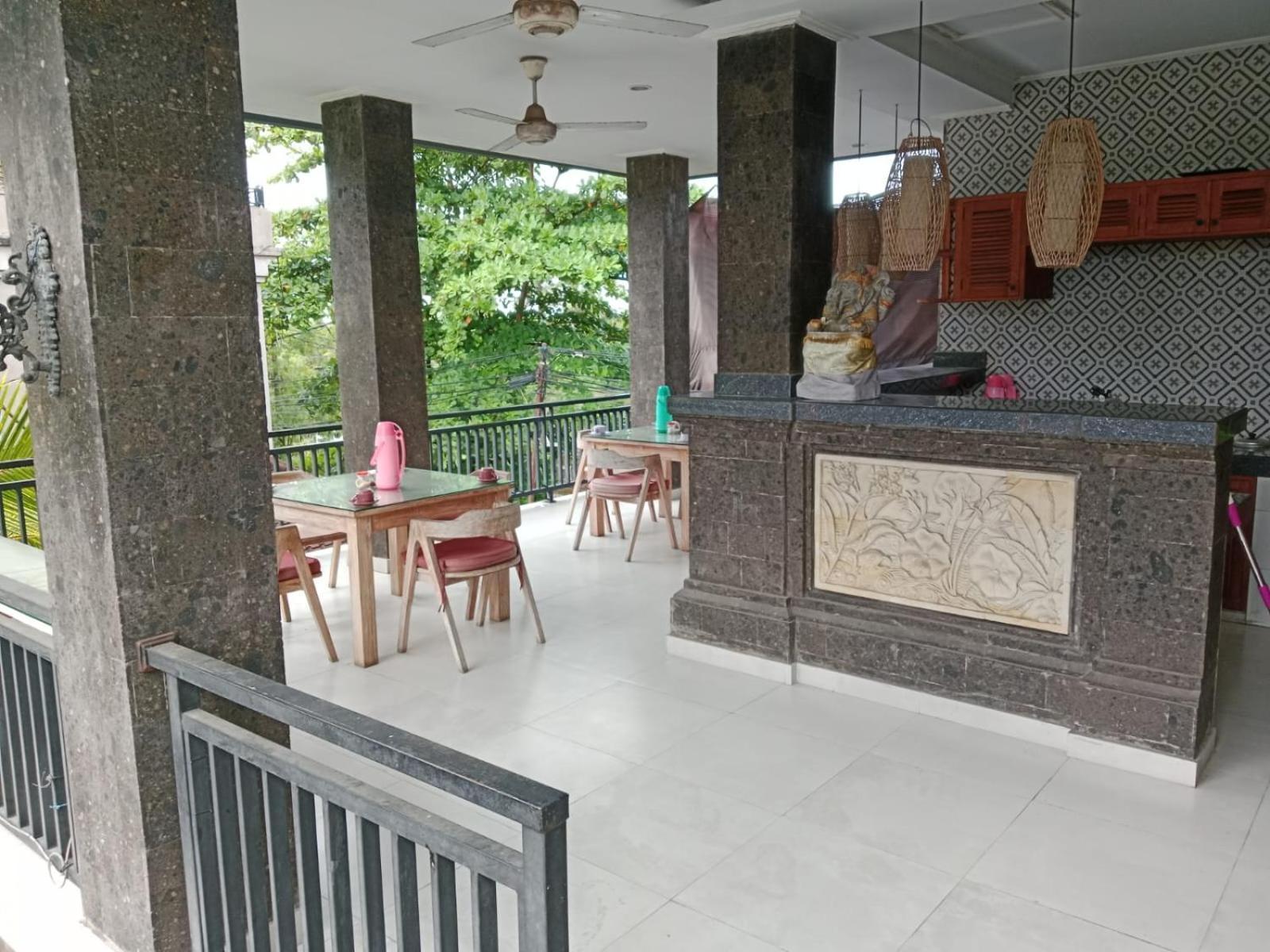 Warji House 2 Bisma Gasthuis