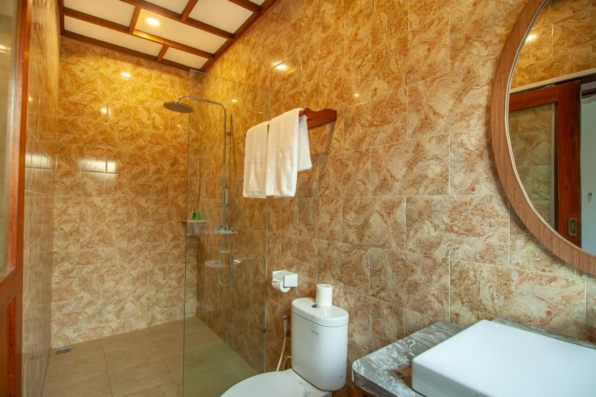 Villa Umah Di Carik