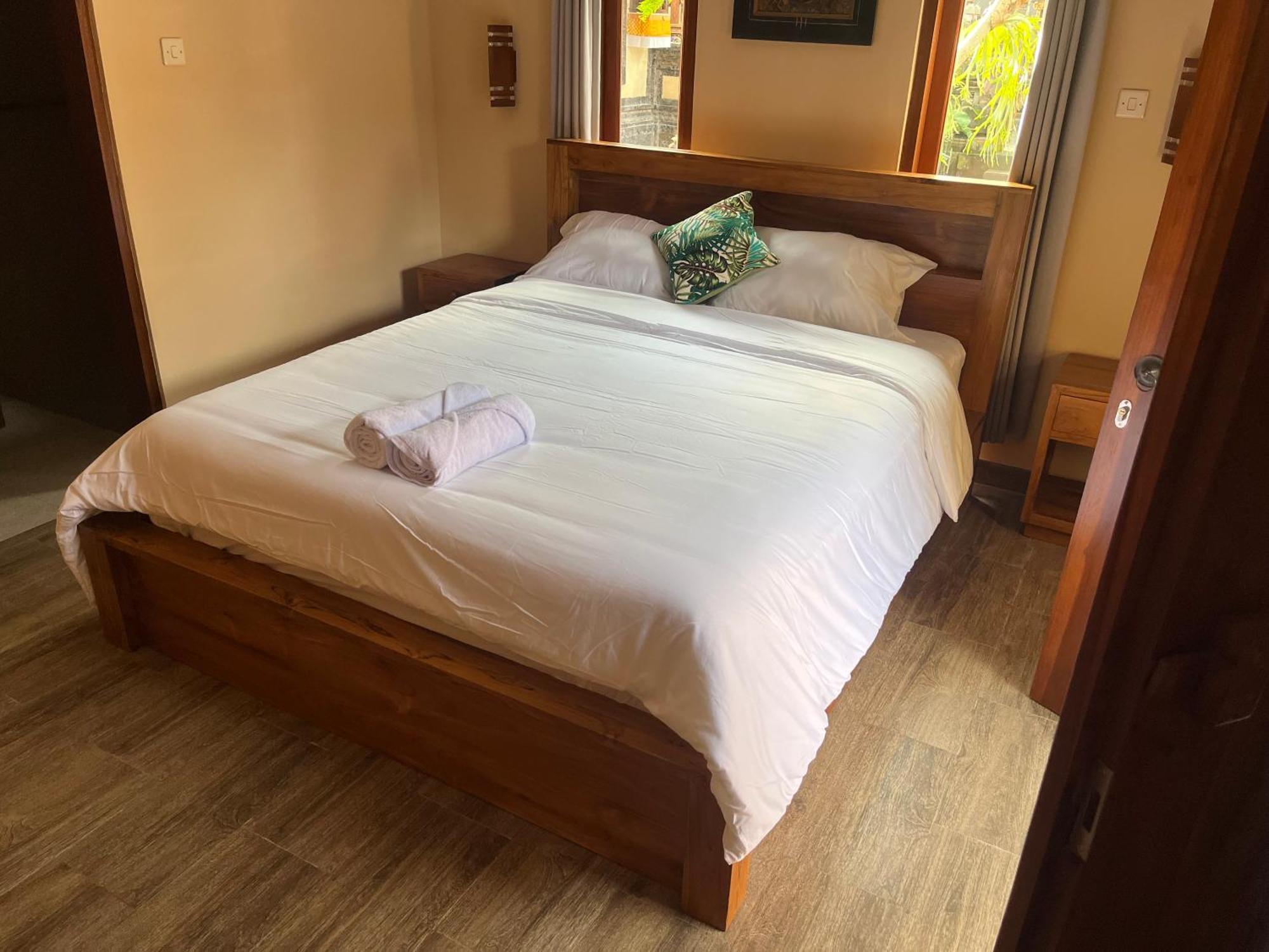 Ananda House