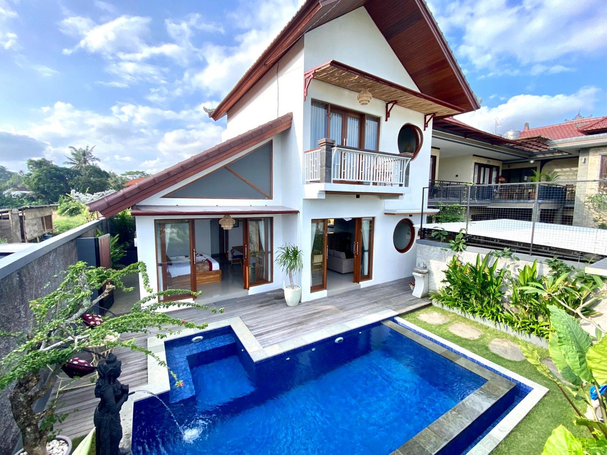 Uma Rumah tetamu 2*