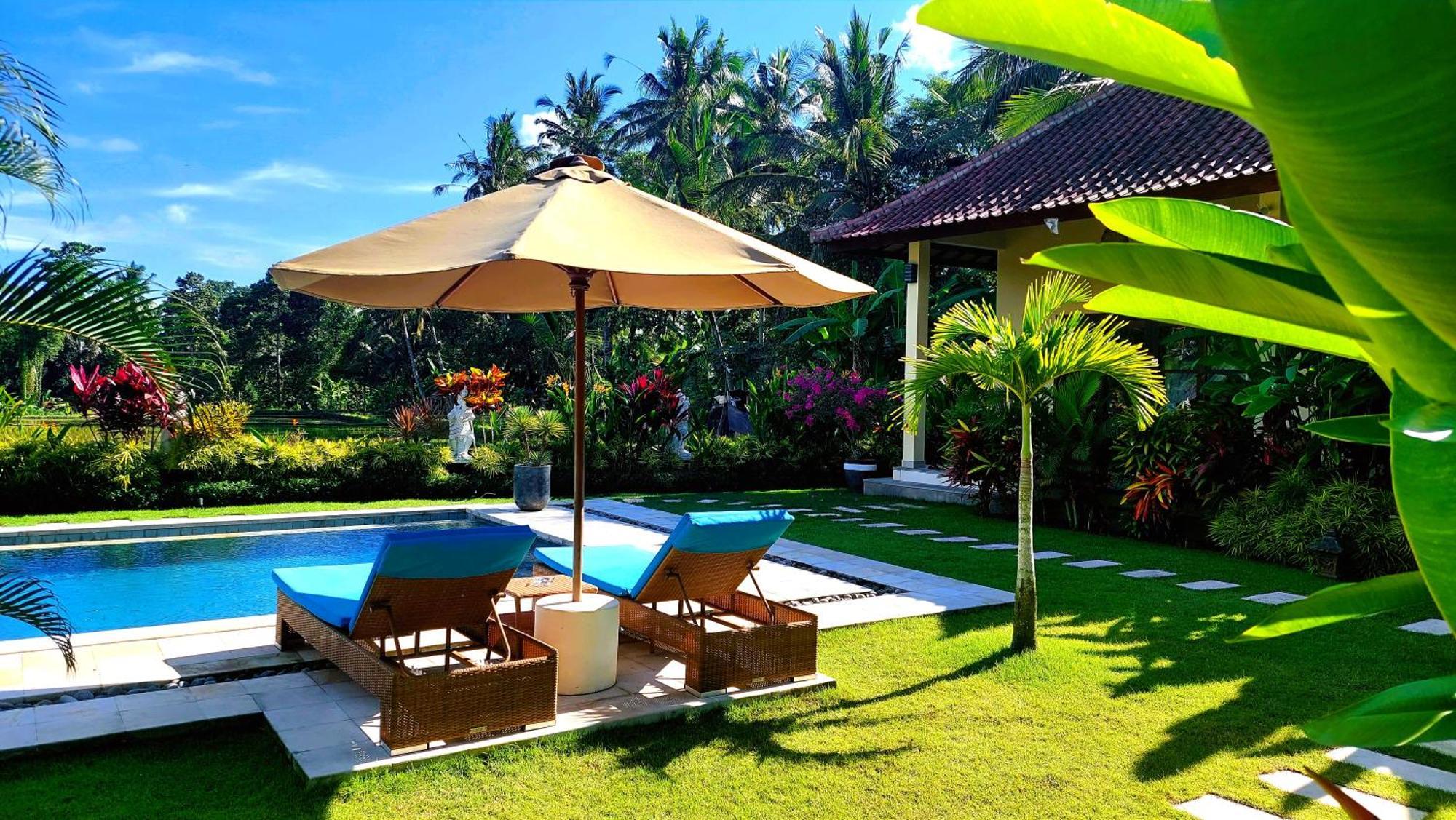Taman Eden Bed & Breakfast