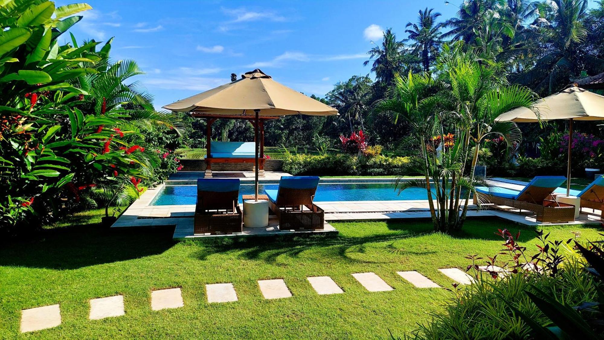 Bed & Breakfast Taman Eden *