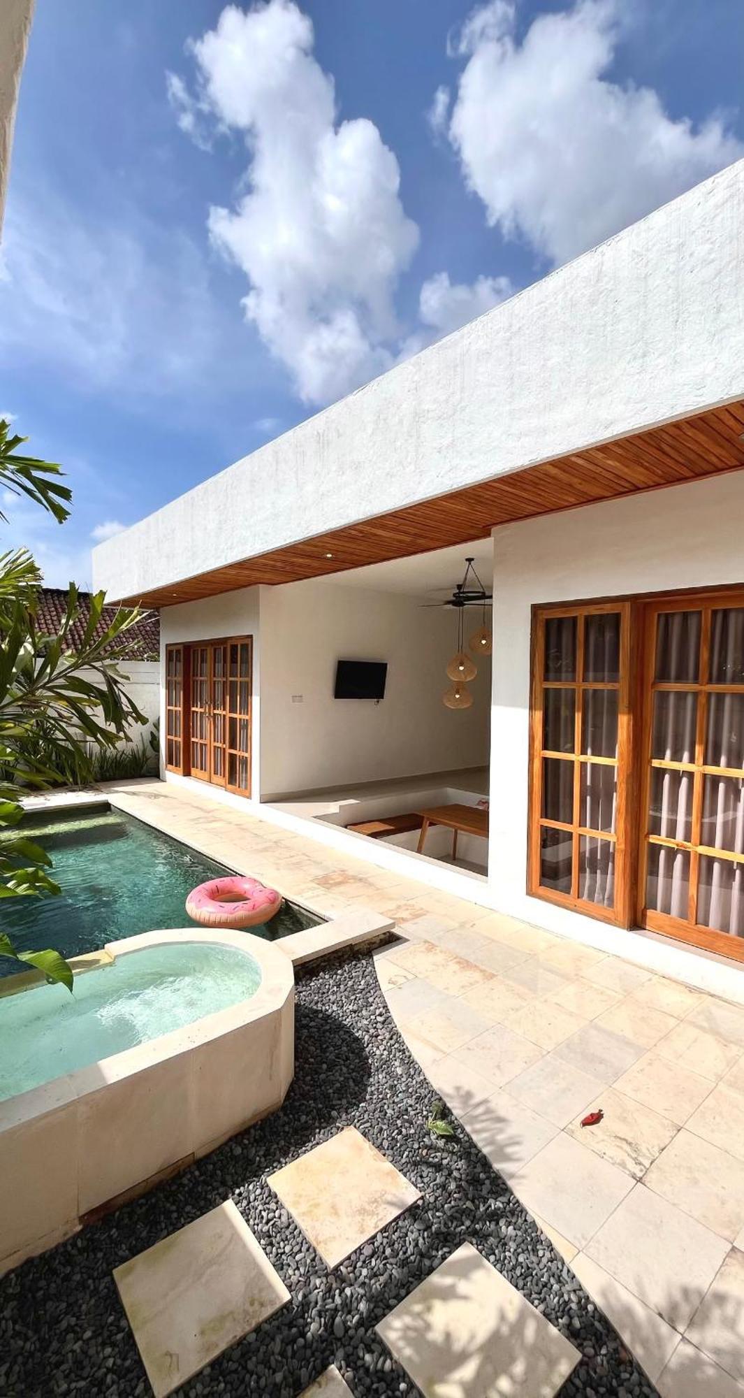 Villa Hendra 1