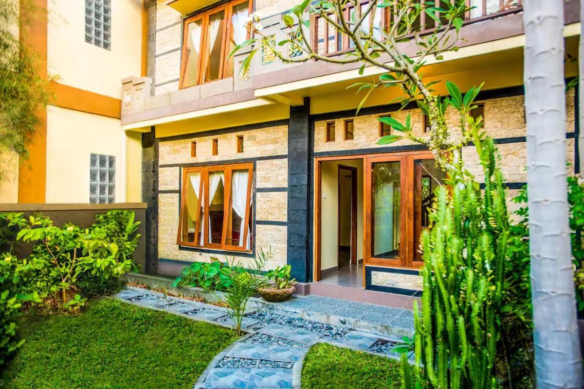 3bdr Compact Budget House - A Big And Light One