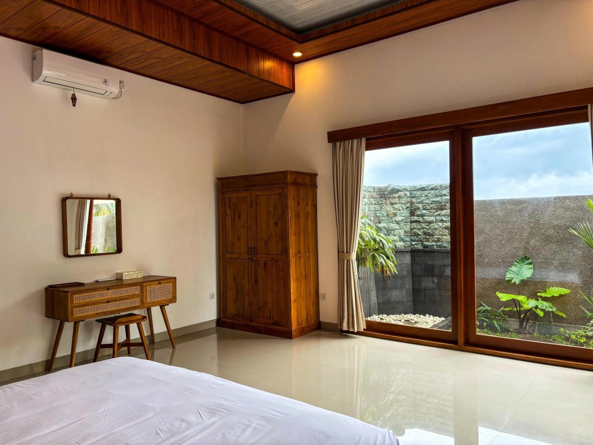 Obah 1 Bedroom Brand New Private Holiday home Ubud (Bali)