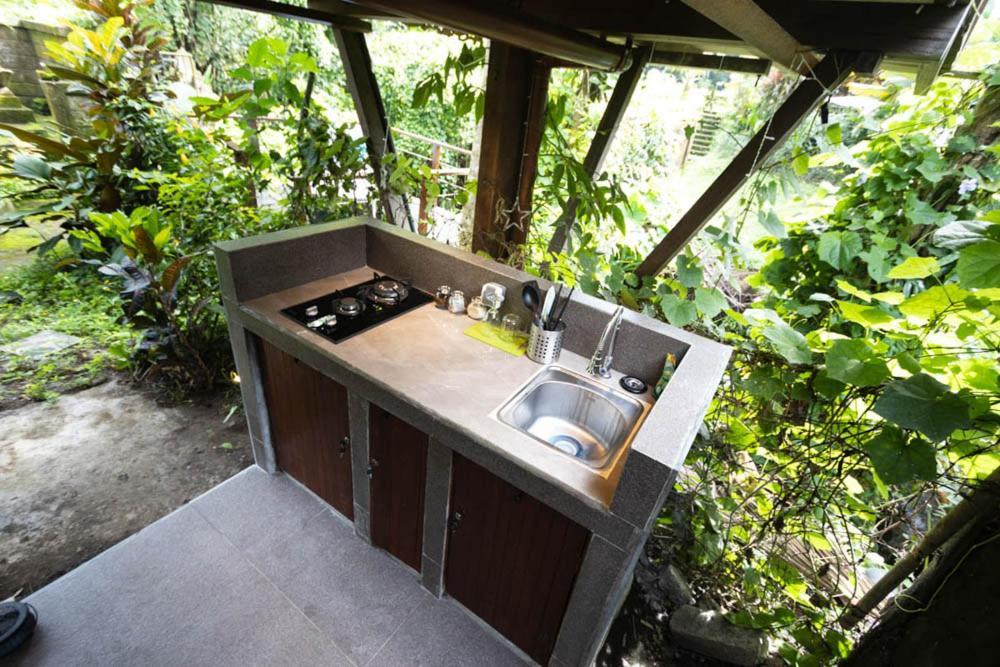 Treehouse With Private Pool Near Yogabarn - In Center Holiday home *
