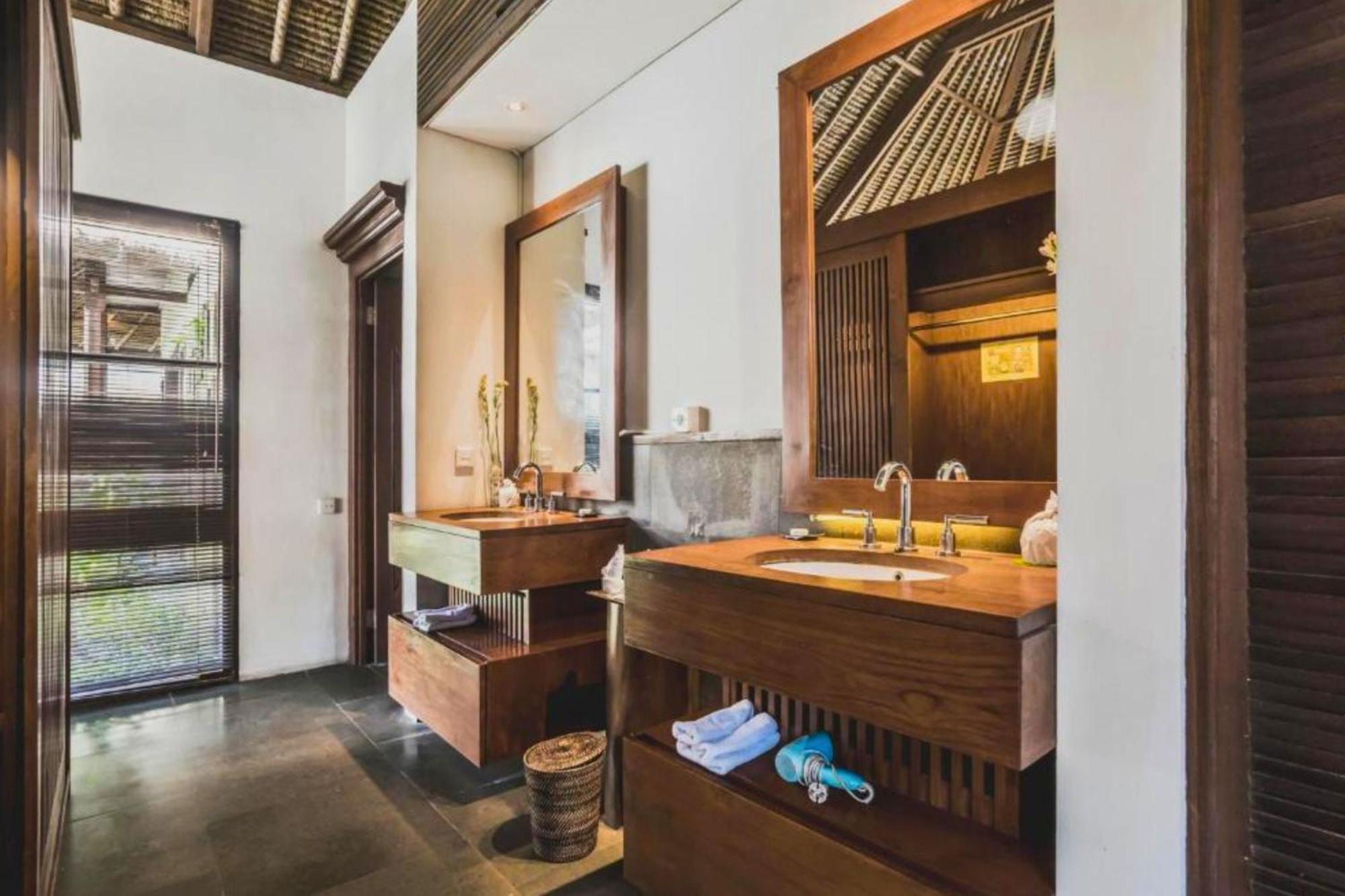 Menghana 2 Bedroom Valley Private Pool Zn51