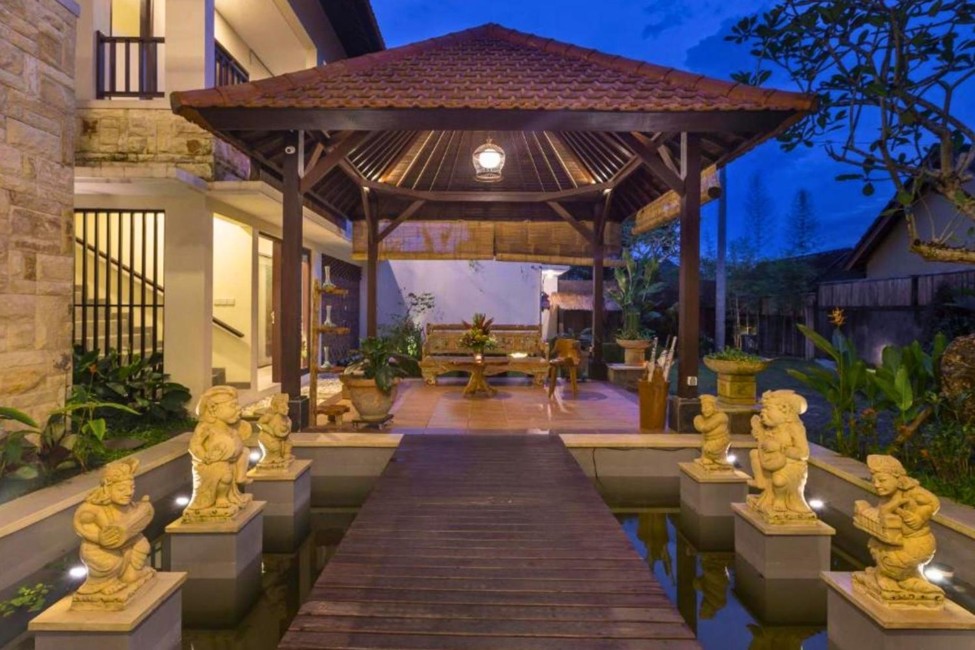 Luxury 4br Private Pool Zn52