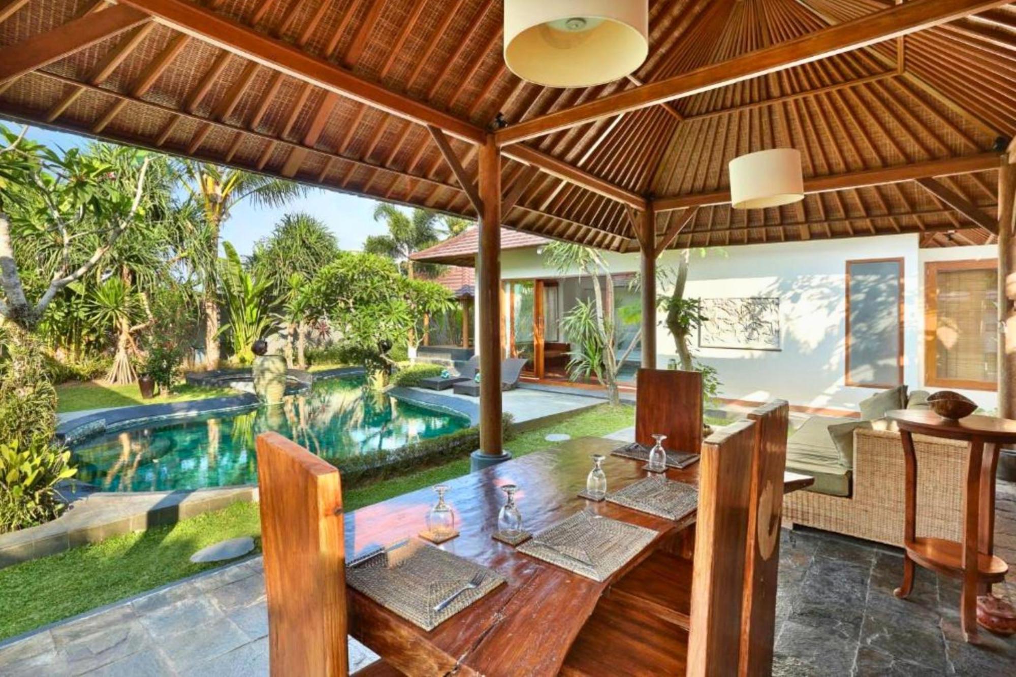 Villa Entire 2br Private Pool Zn53 *