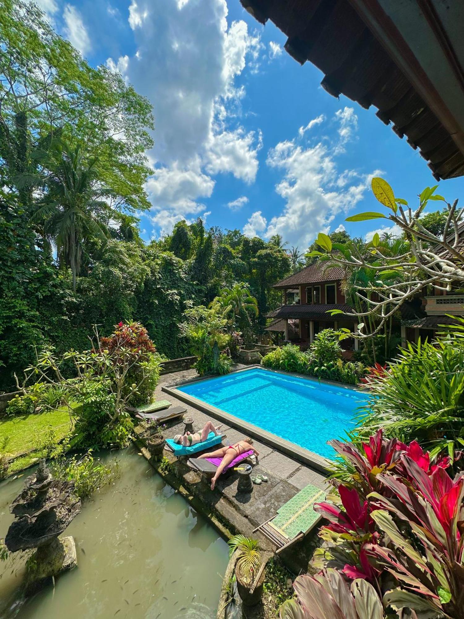 Kajeng Tempat Tidur & Sarapan