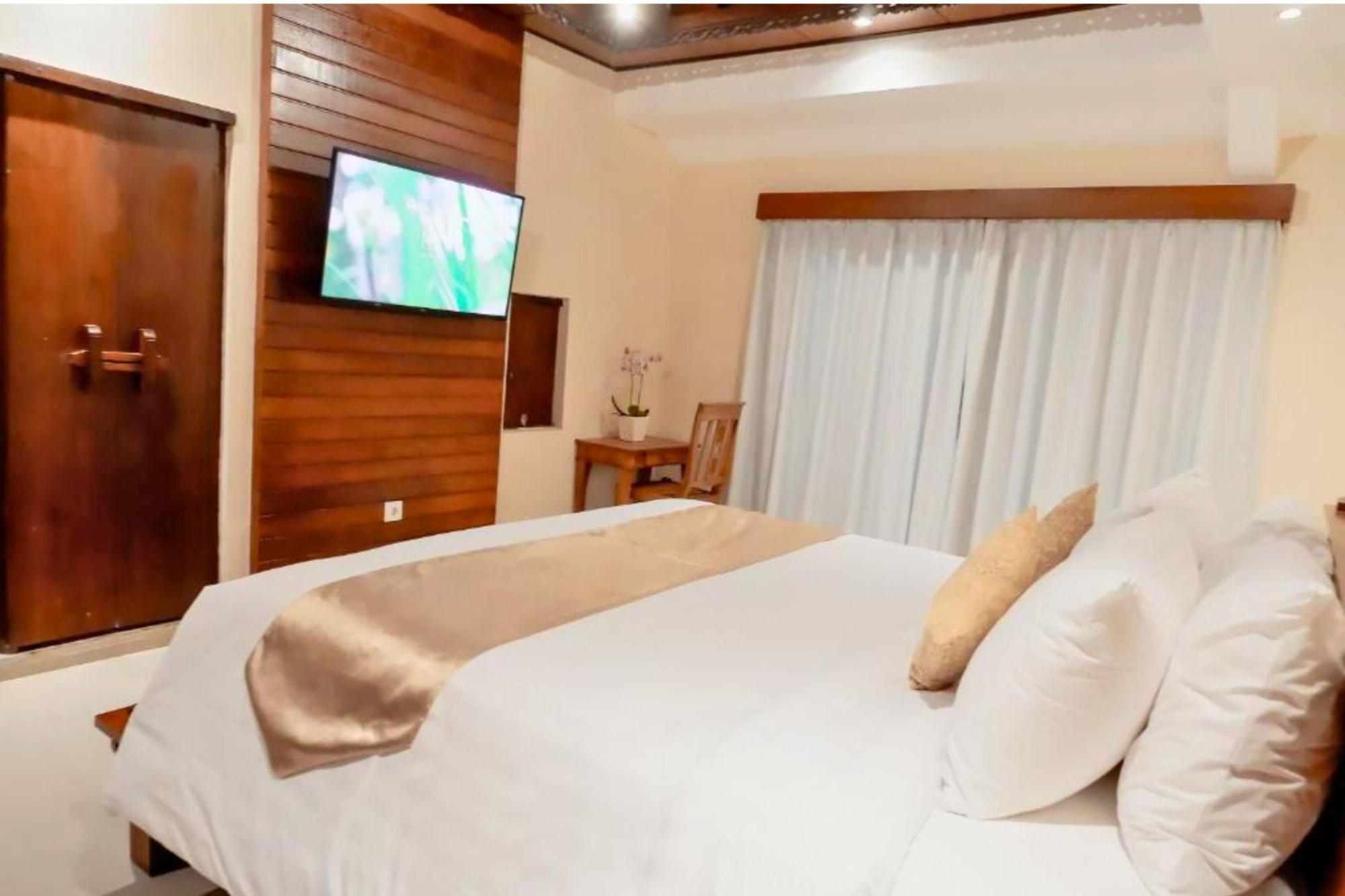 Alankara 1 Bedroom Superior Balinese Style Zn85 Apartment