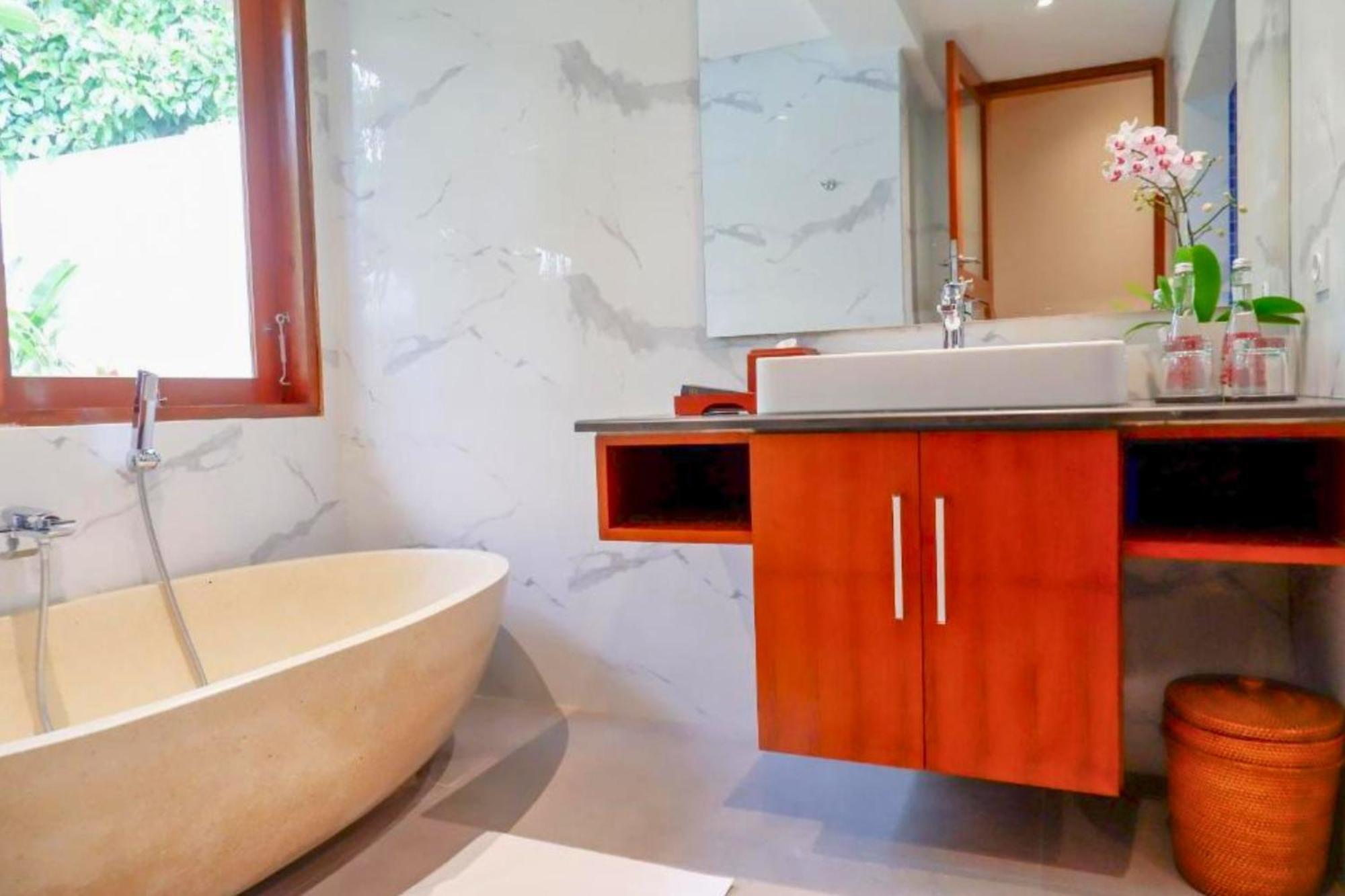 Apartment Alankara 1 Bedroom Superior Balinese Style Zn85 *