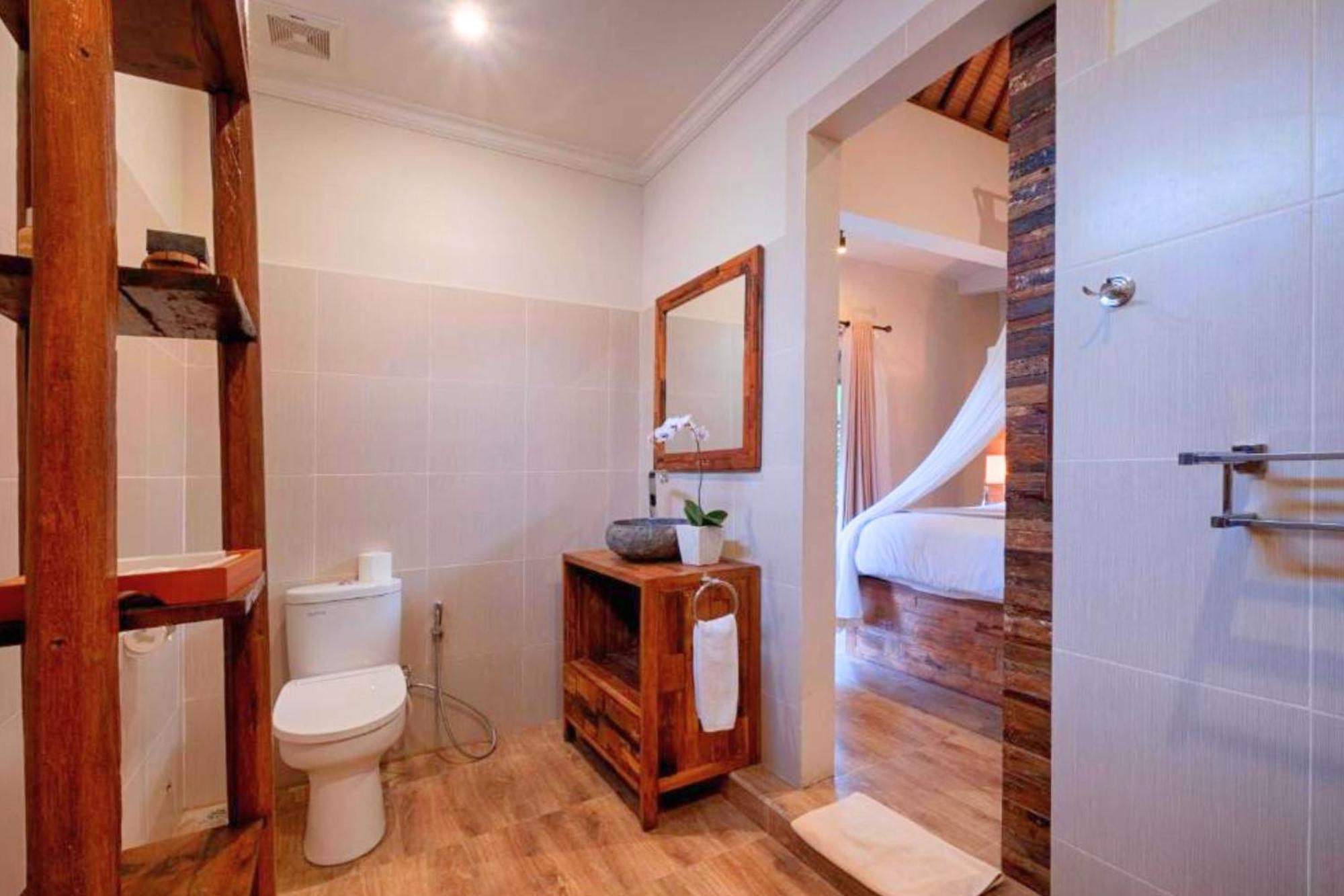 Ranjana 4 Bedroom Private Pool Zn82