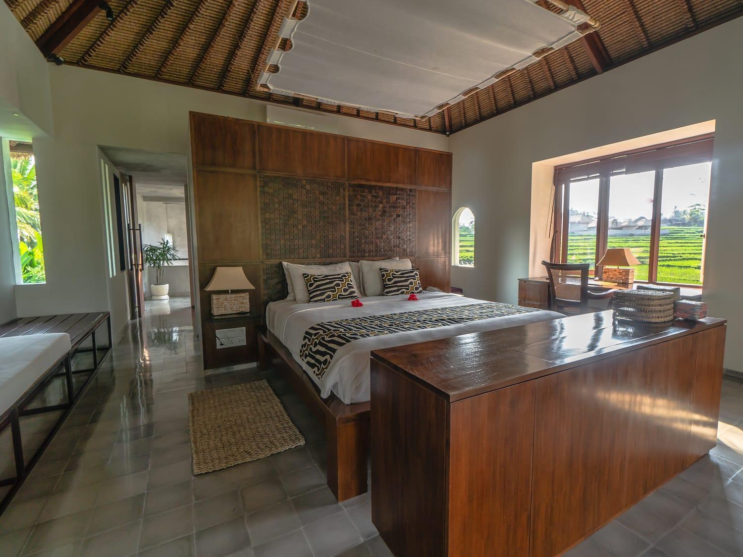 5 Bed Serenity In The Hills Of Villa