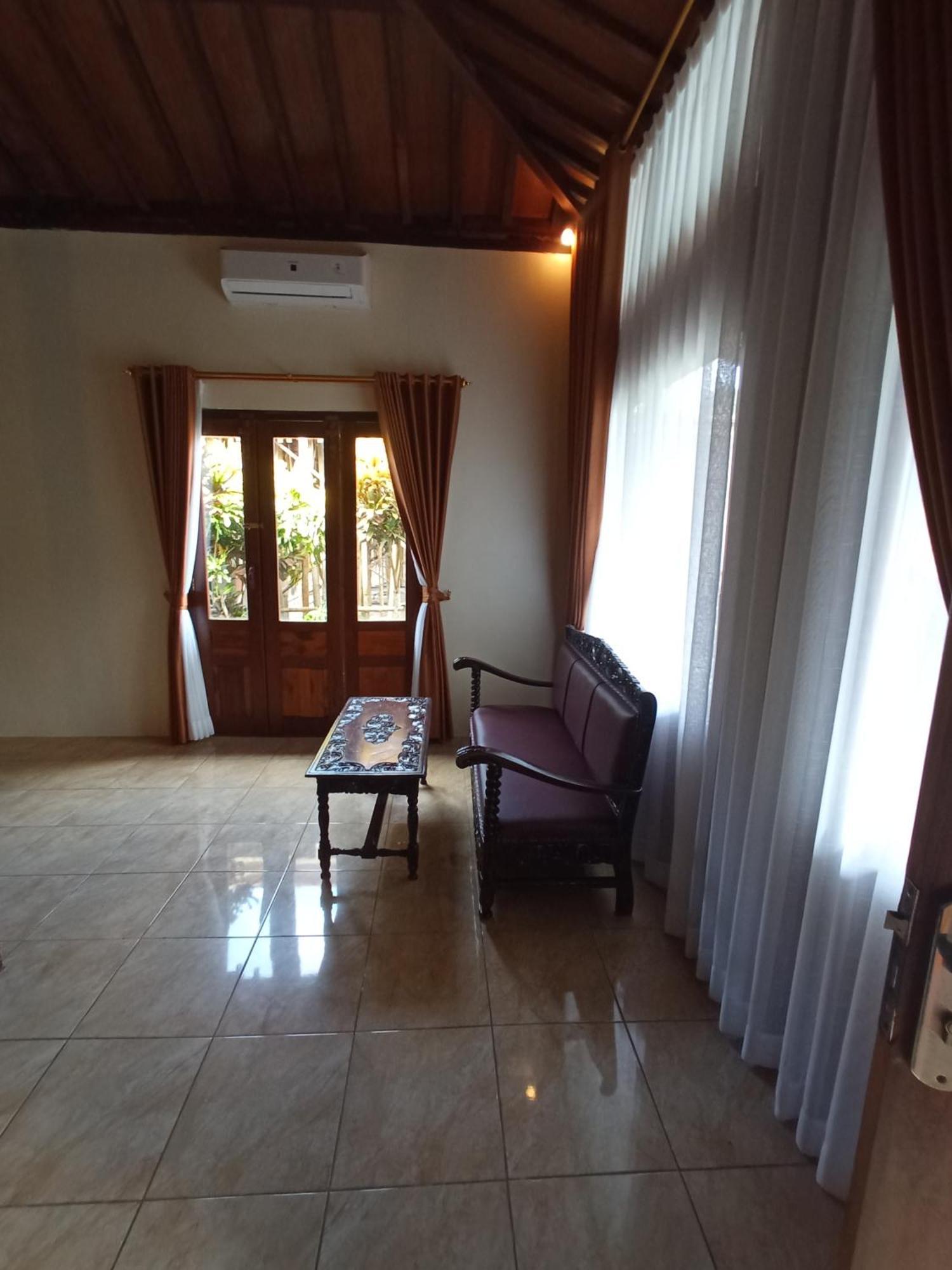 Herberg Kampoeng Joglo Abangan 3*