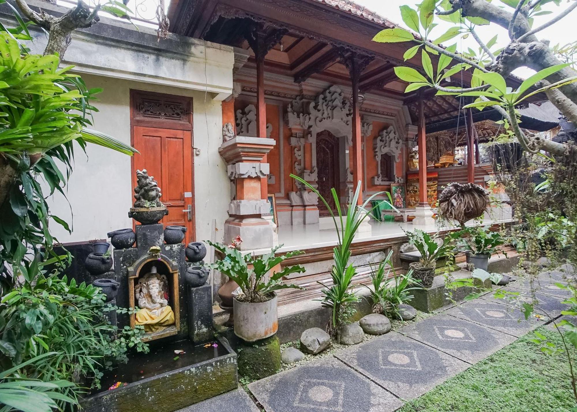 Aurora House Rumah tetamu